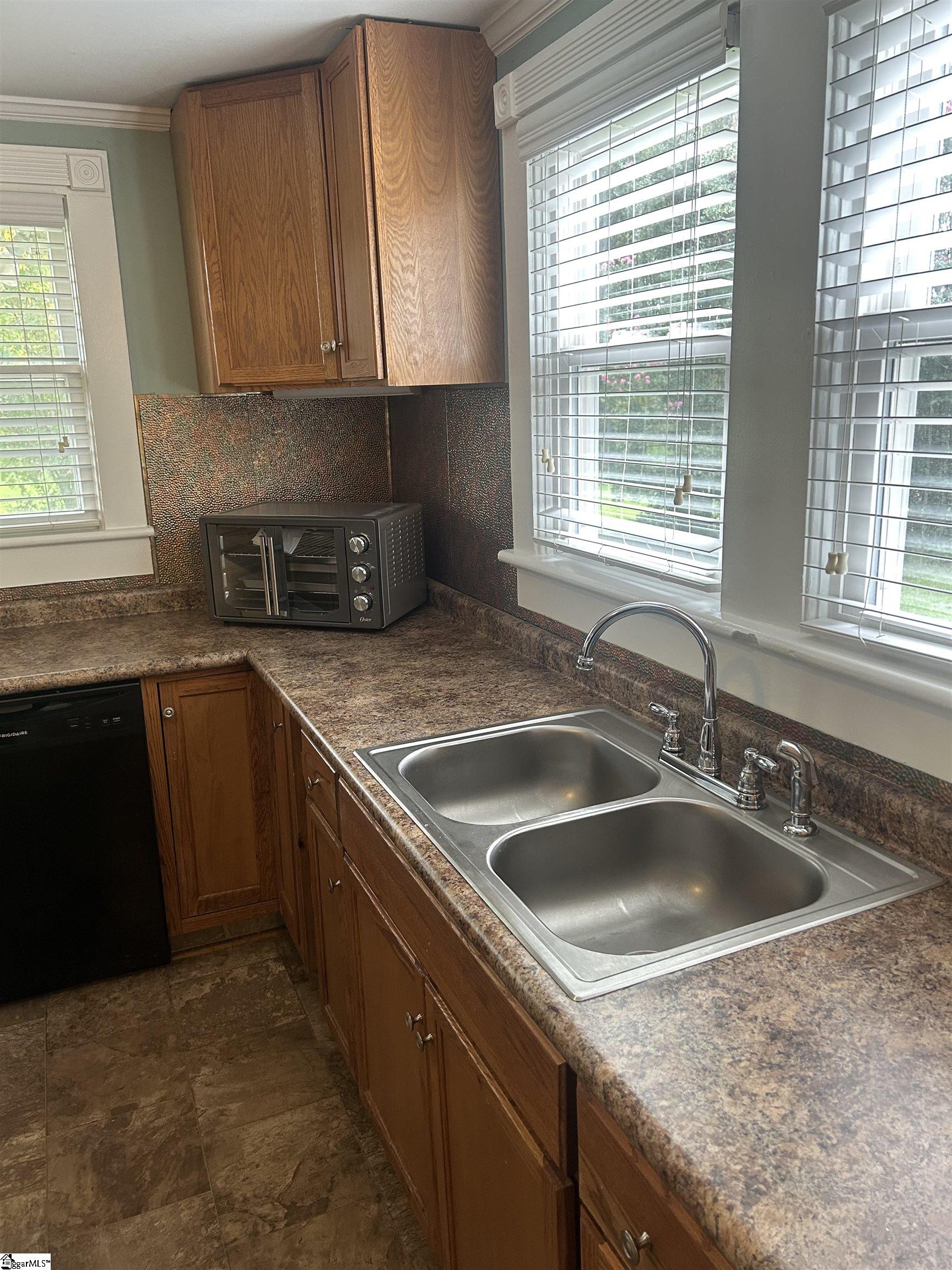101 Old Grove Road Greenville, SC 29673