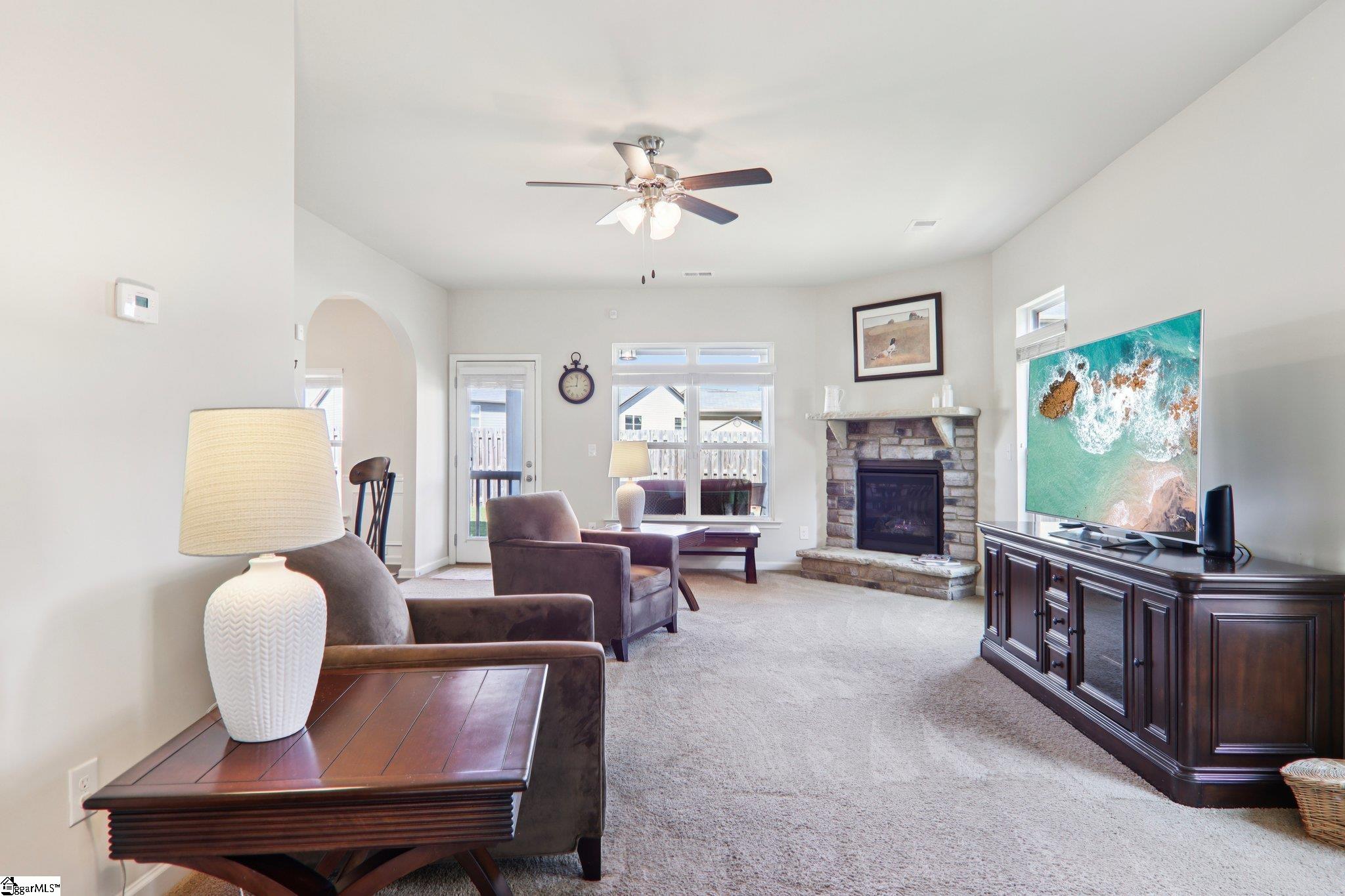 129 Deer Drive Powdersville, SC 29611