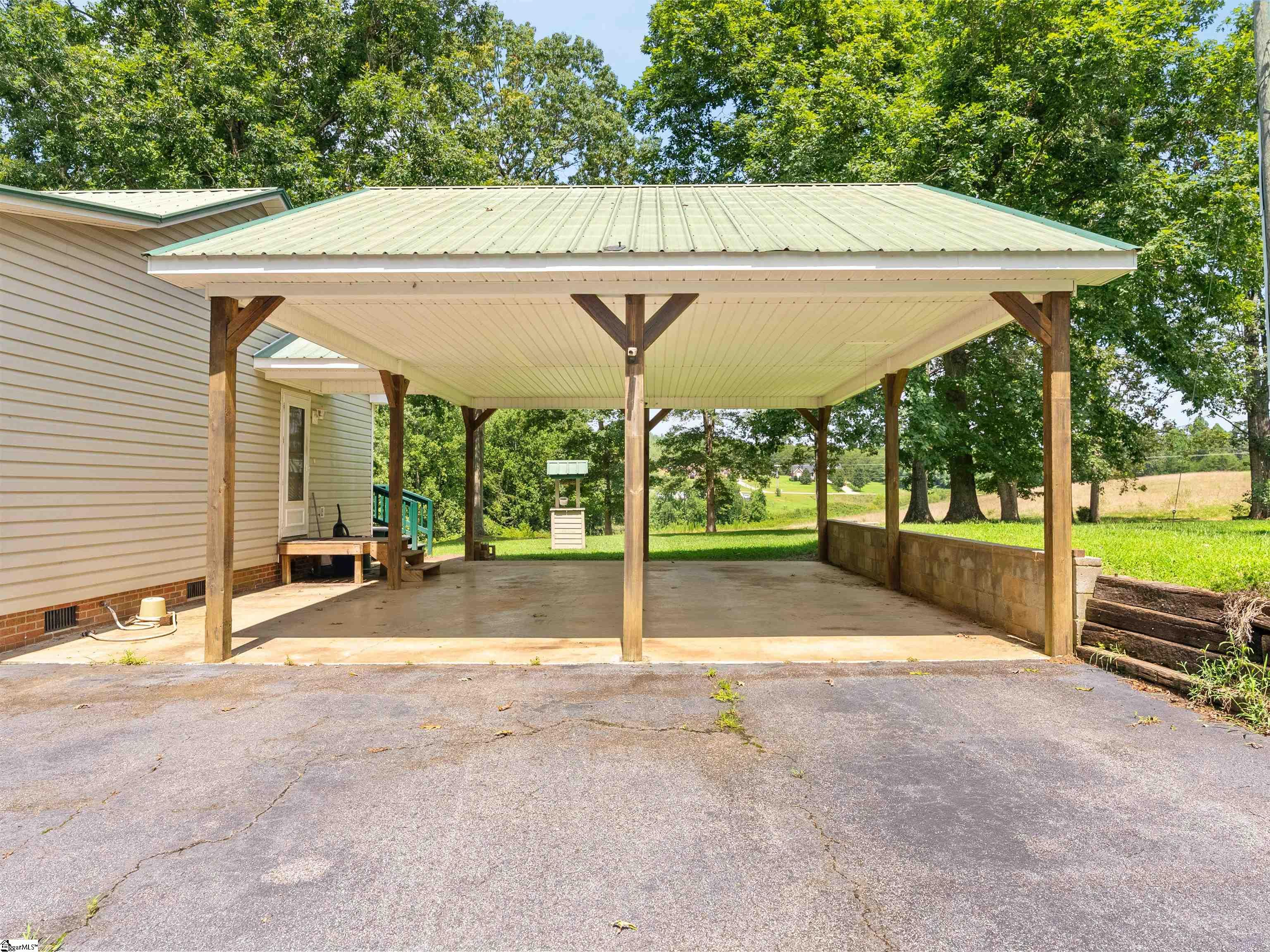 300 Cooley Road Campobello, SC 29322