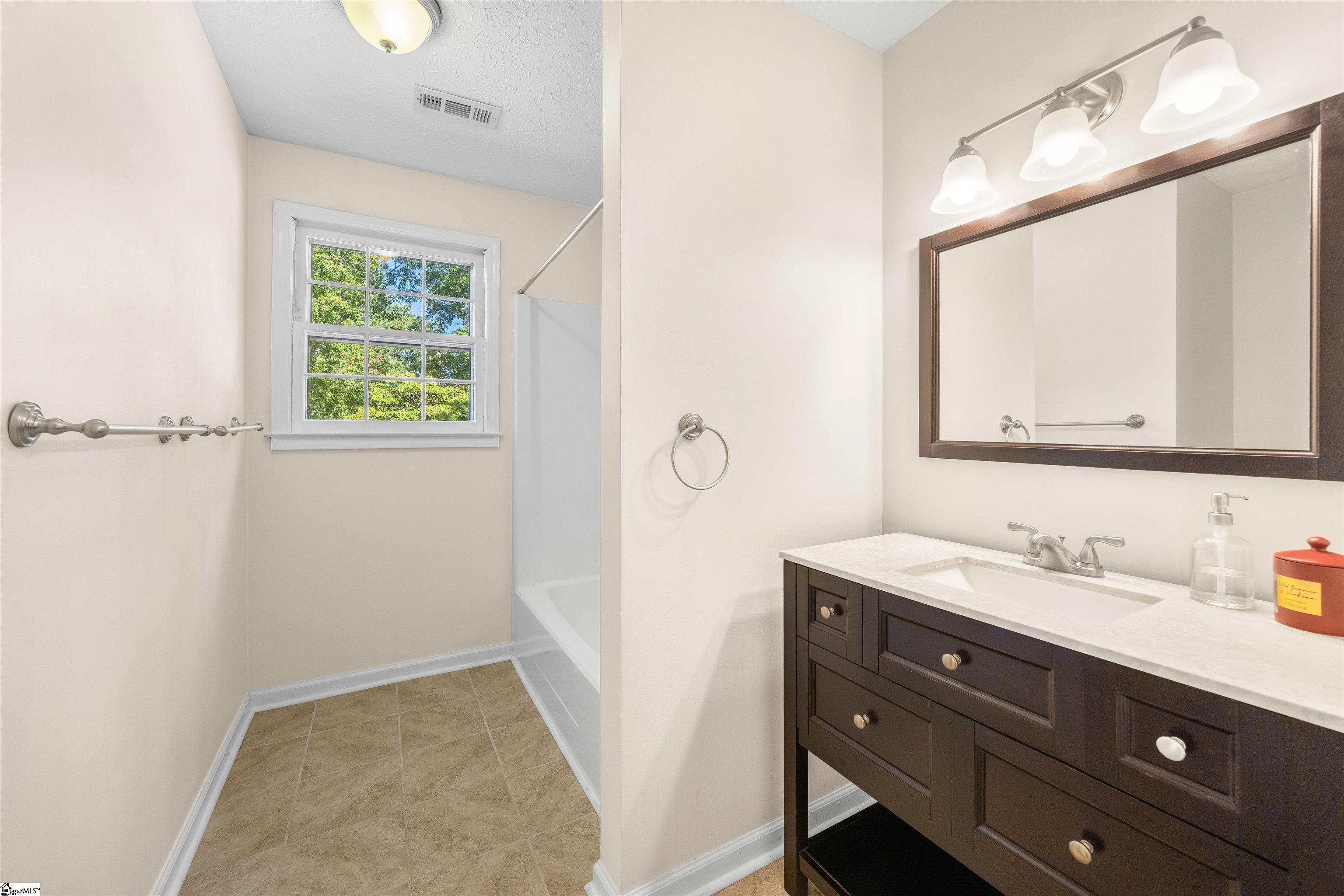 112 Bexhill Court Greenville, SC 29609
