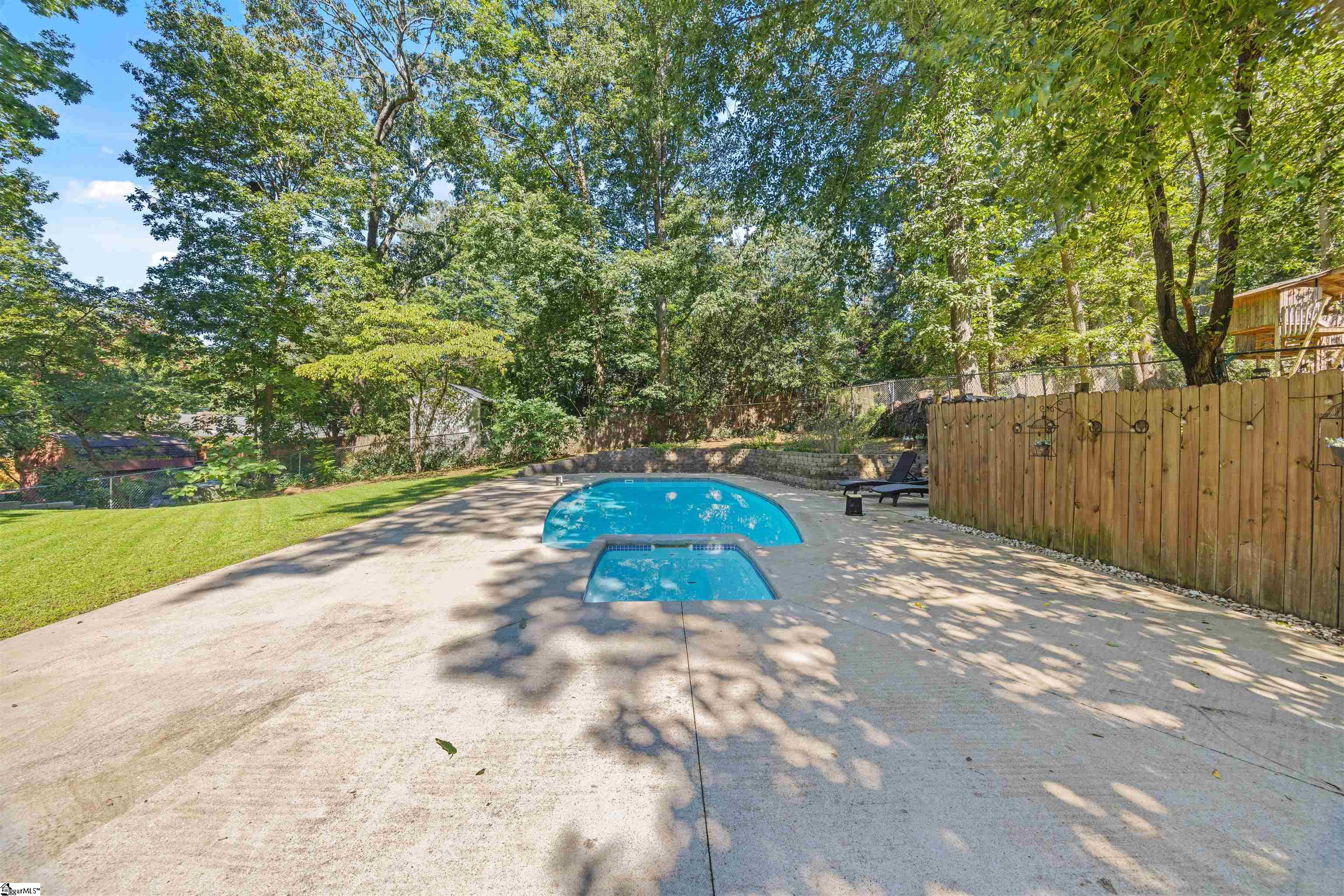 112 Bexhill Court Greenville, SC 29609