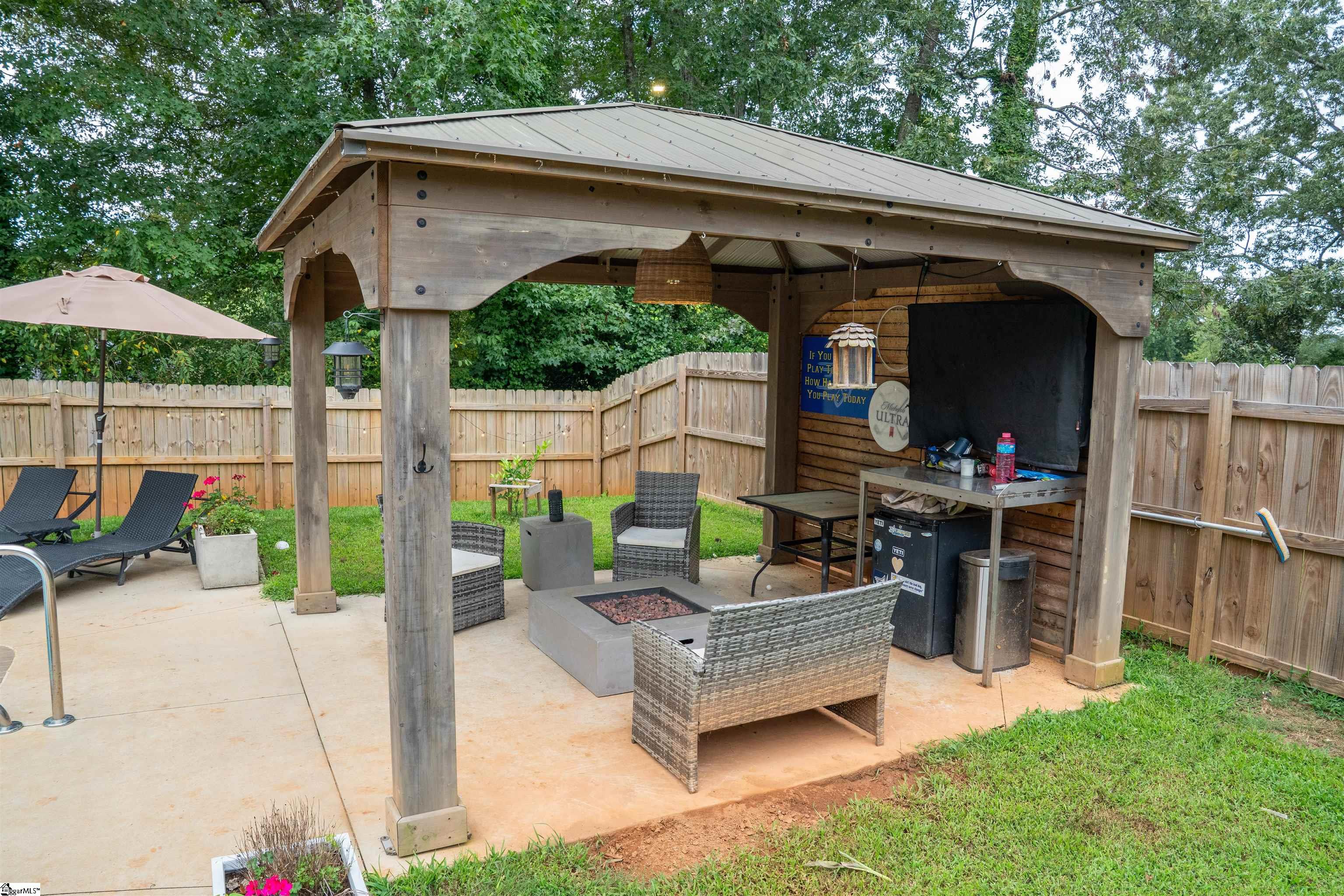 307 Lakewinds Boulevard Inman, SC 29349