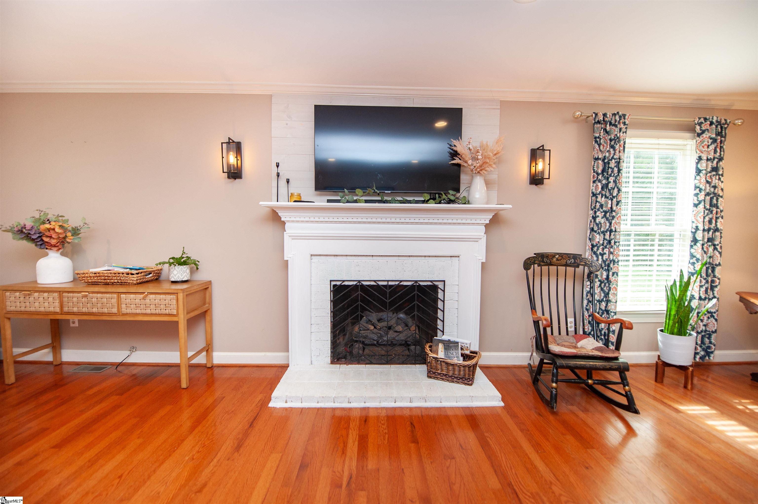 307 Lakewinds Boulevard Inman, SC 29349