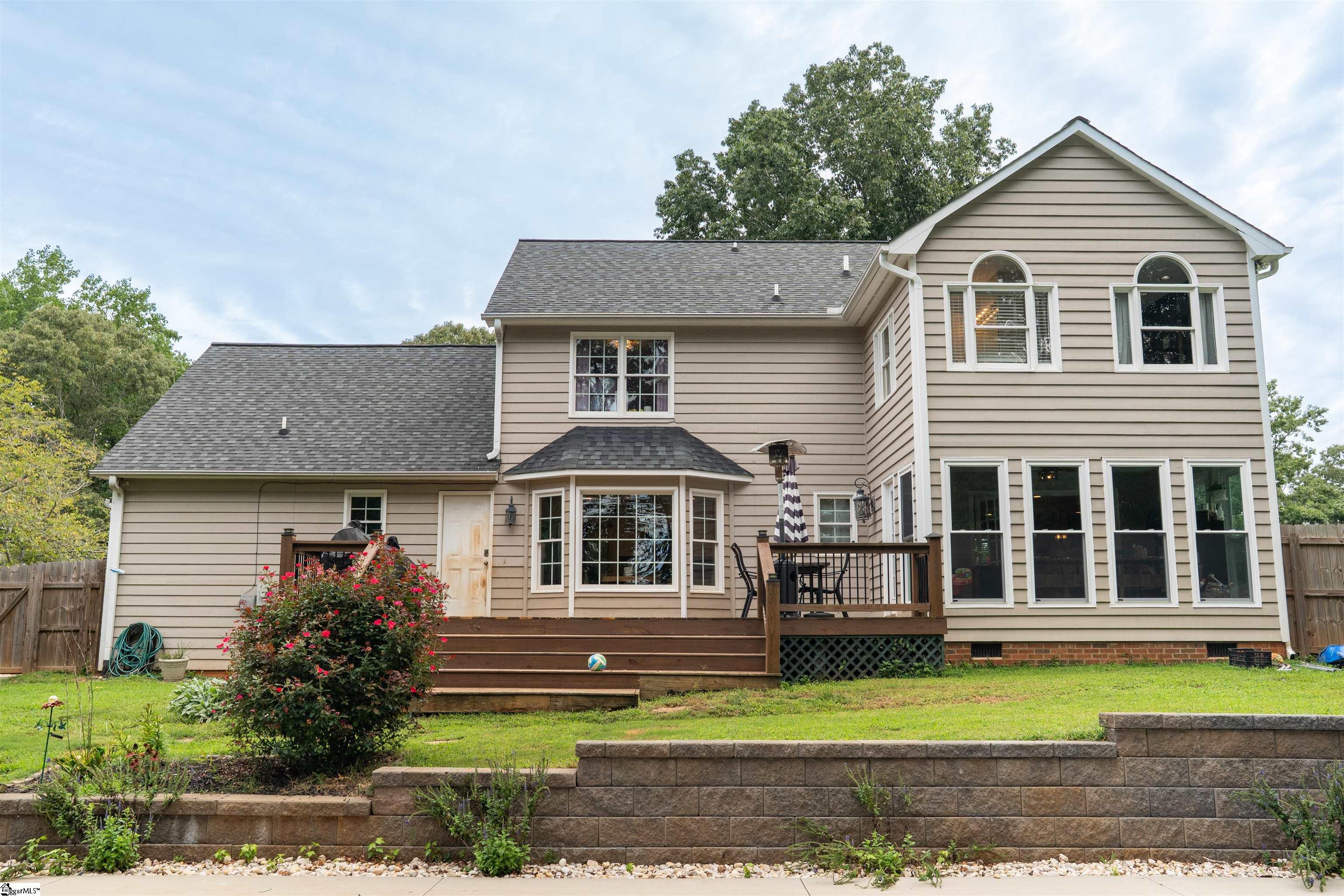 307 Lakewinds Boulevard Inman, SC 29349