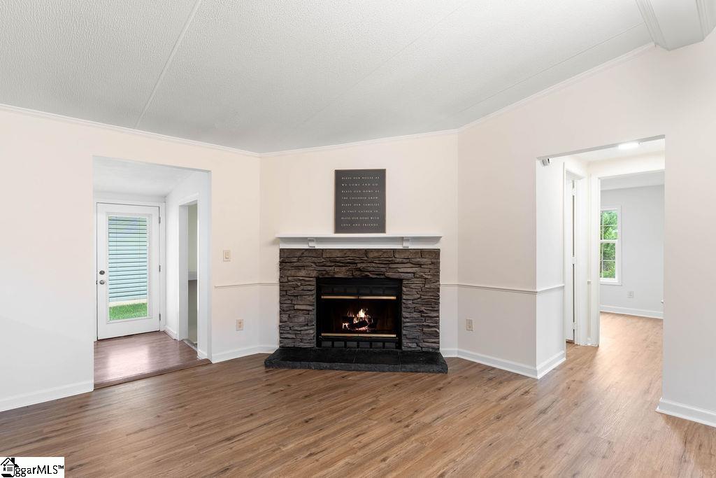 642 Dacusville Road Marietta, SC 29661-9553