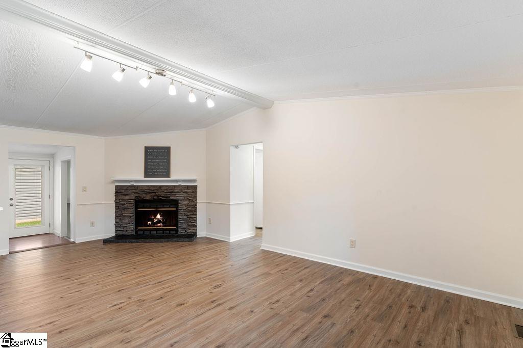 642 Dacusville Road Marietta, SC 29661-9553