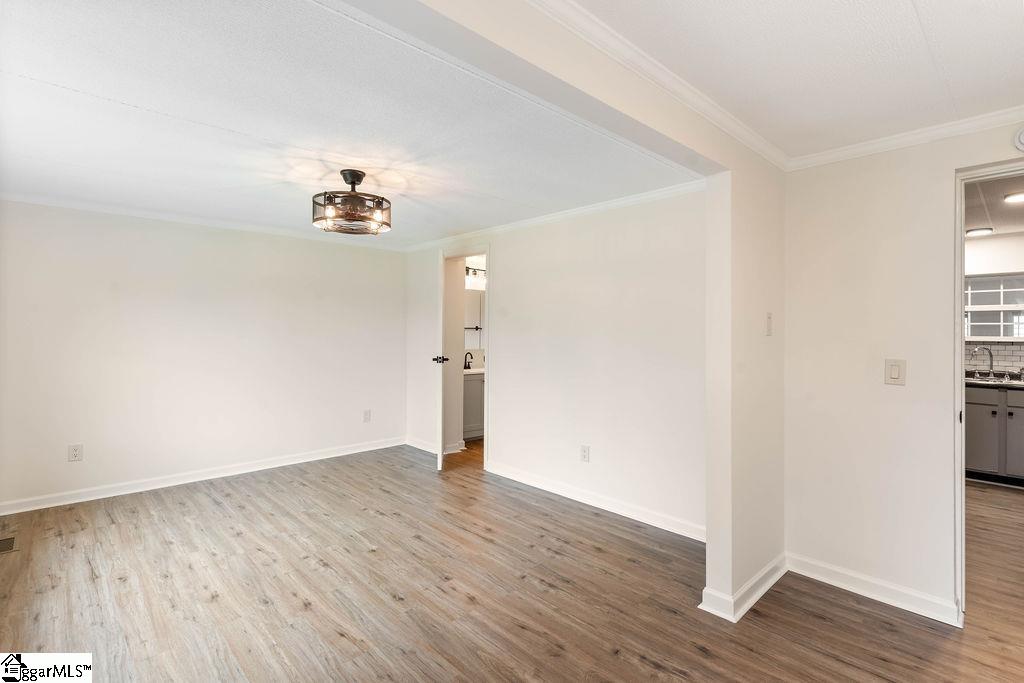 642 Dacusville Road Marietta, SC 29661-9553