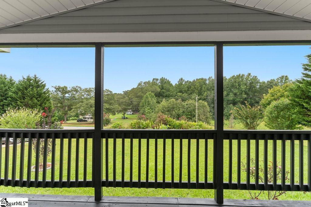 642 Dacusville Road Marietta, SC 29661-9553