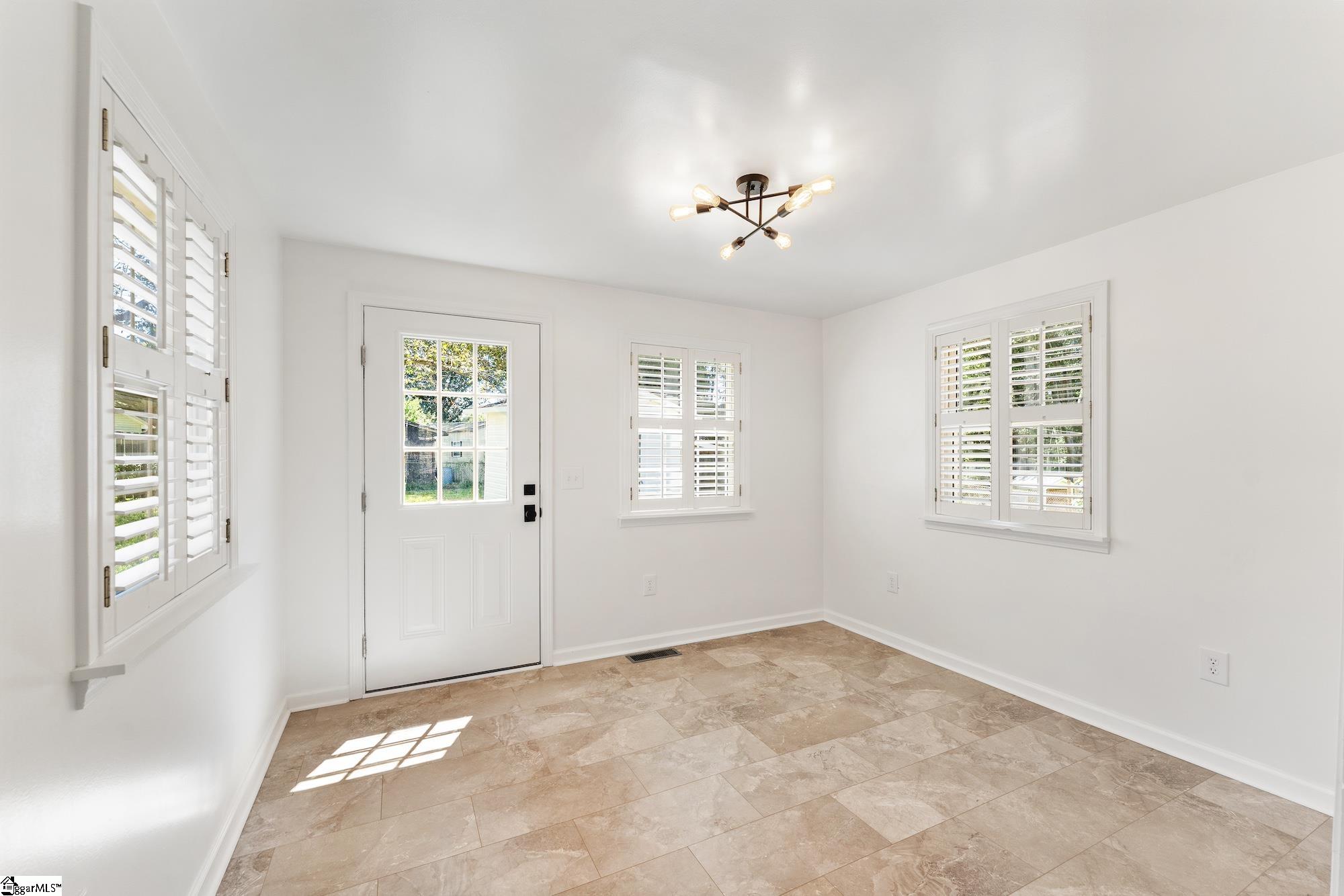 203 Fernwood Circle Anderson, SC 29626