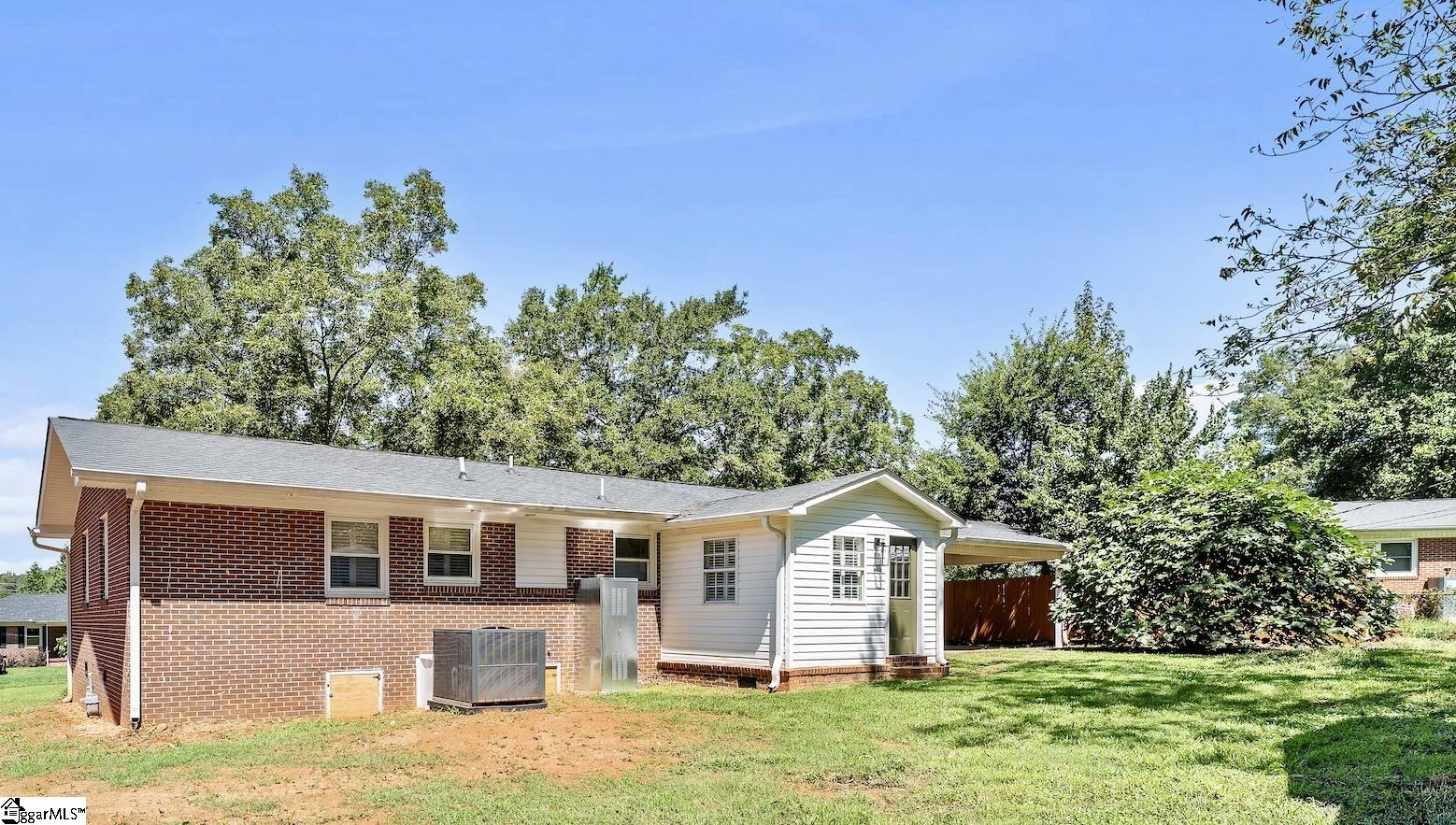 203 Fernwood Circle Anderson, SC 29626