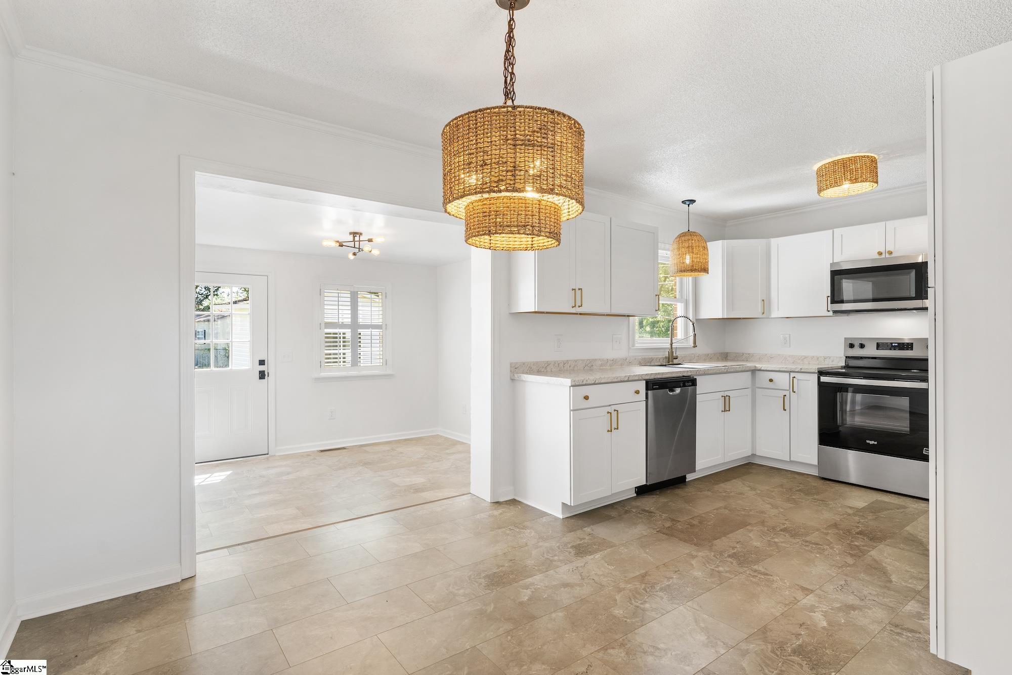203 Fernwood Circle Anderson, SC 29626