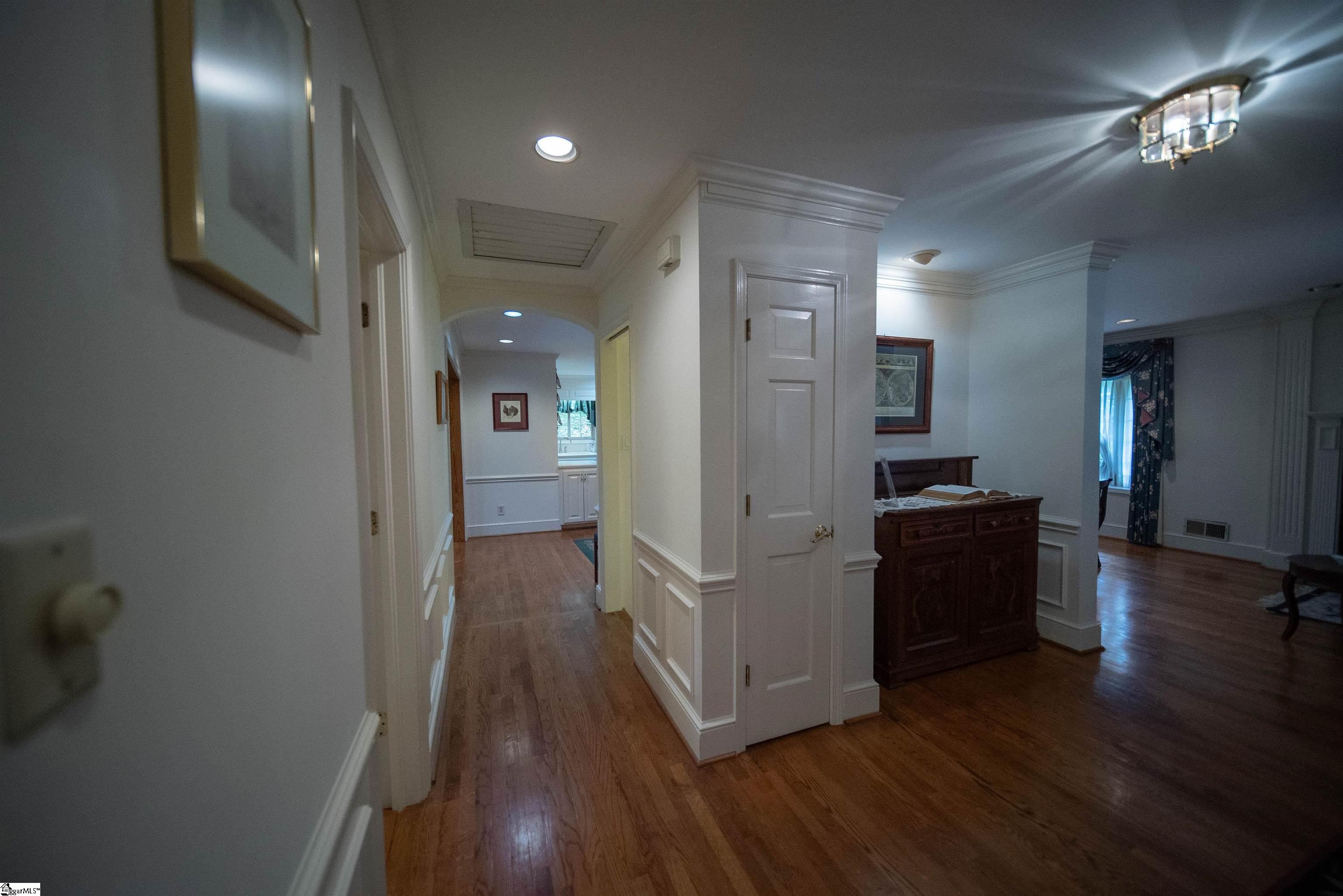 111 N Lanford Road Spartanburg, SC 29301