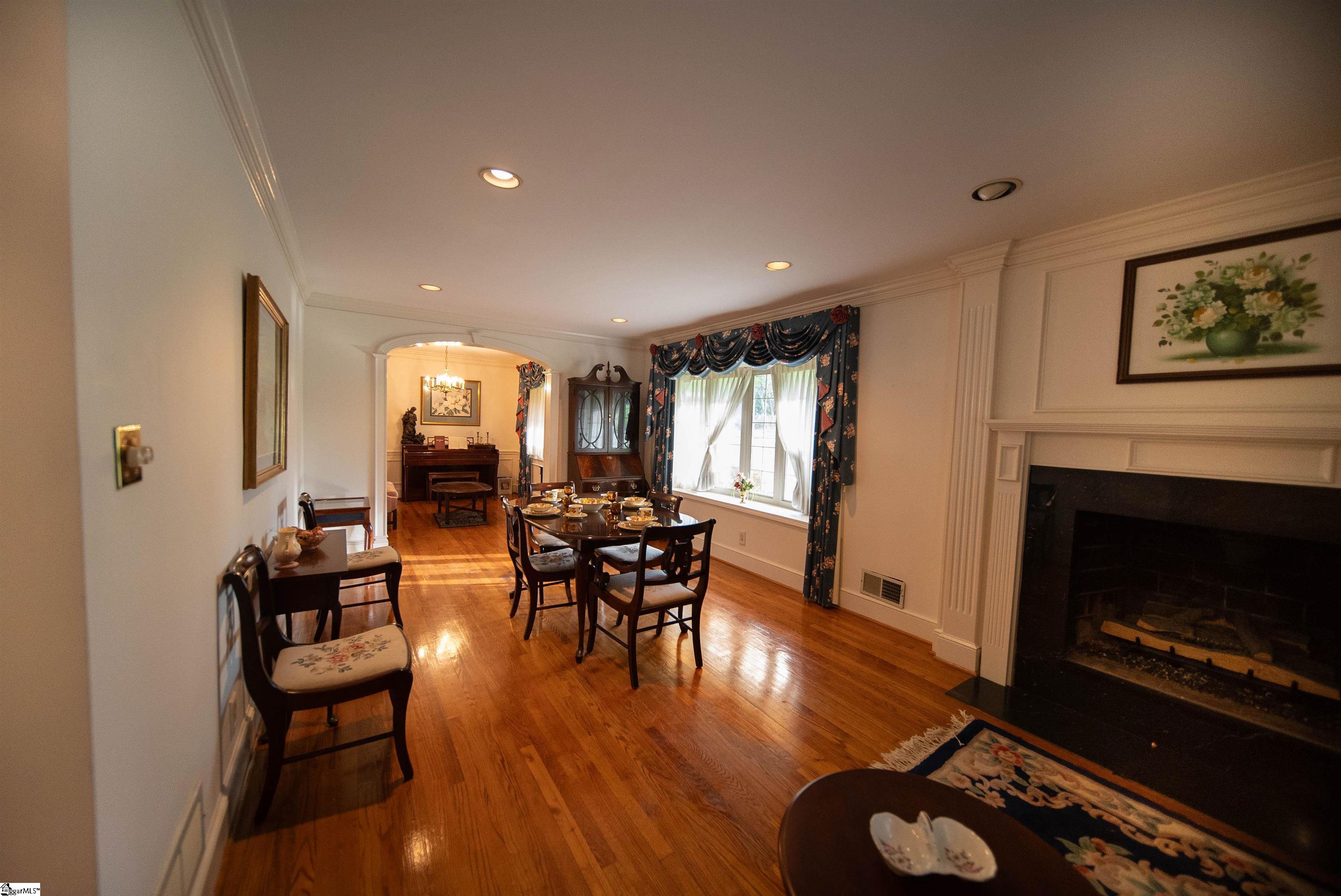 111 N Lanford Road Spartanburg, SC 29301