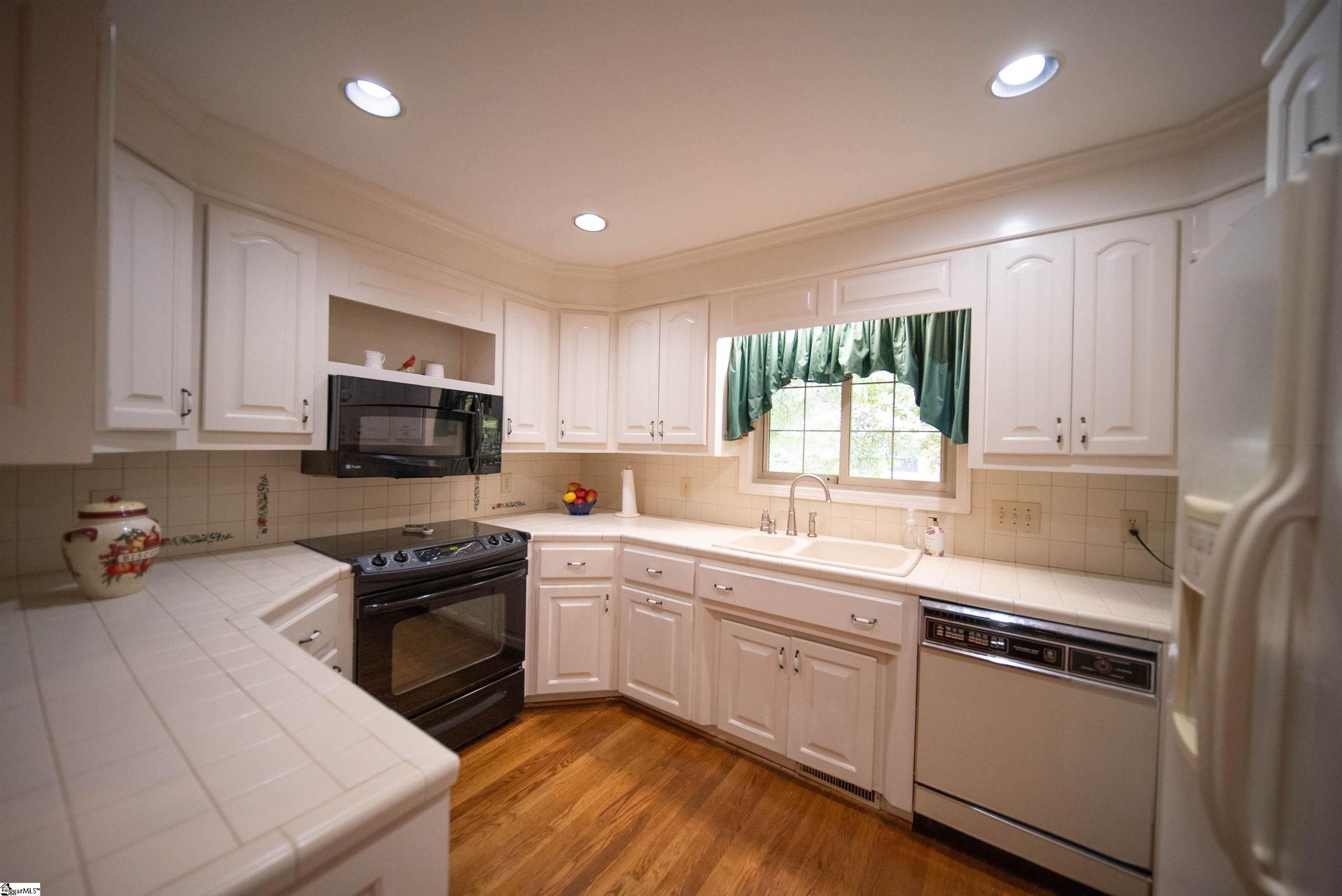 111 N Lanford Road Spartanburg, SC 29301