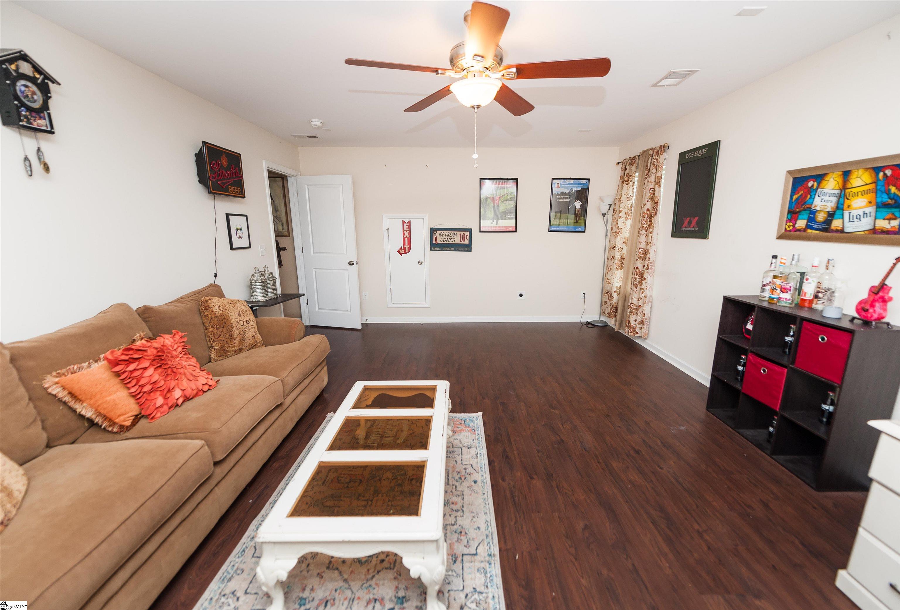 267 Castleton Circle Boiling Springs, SC 29316