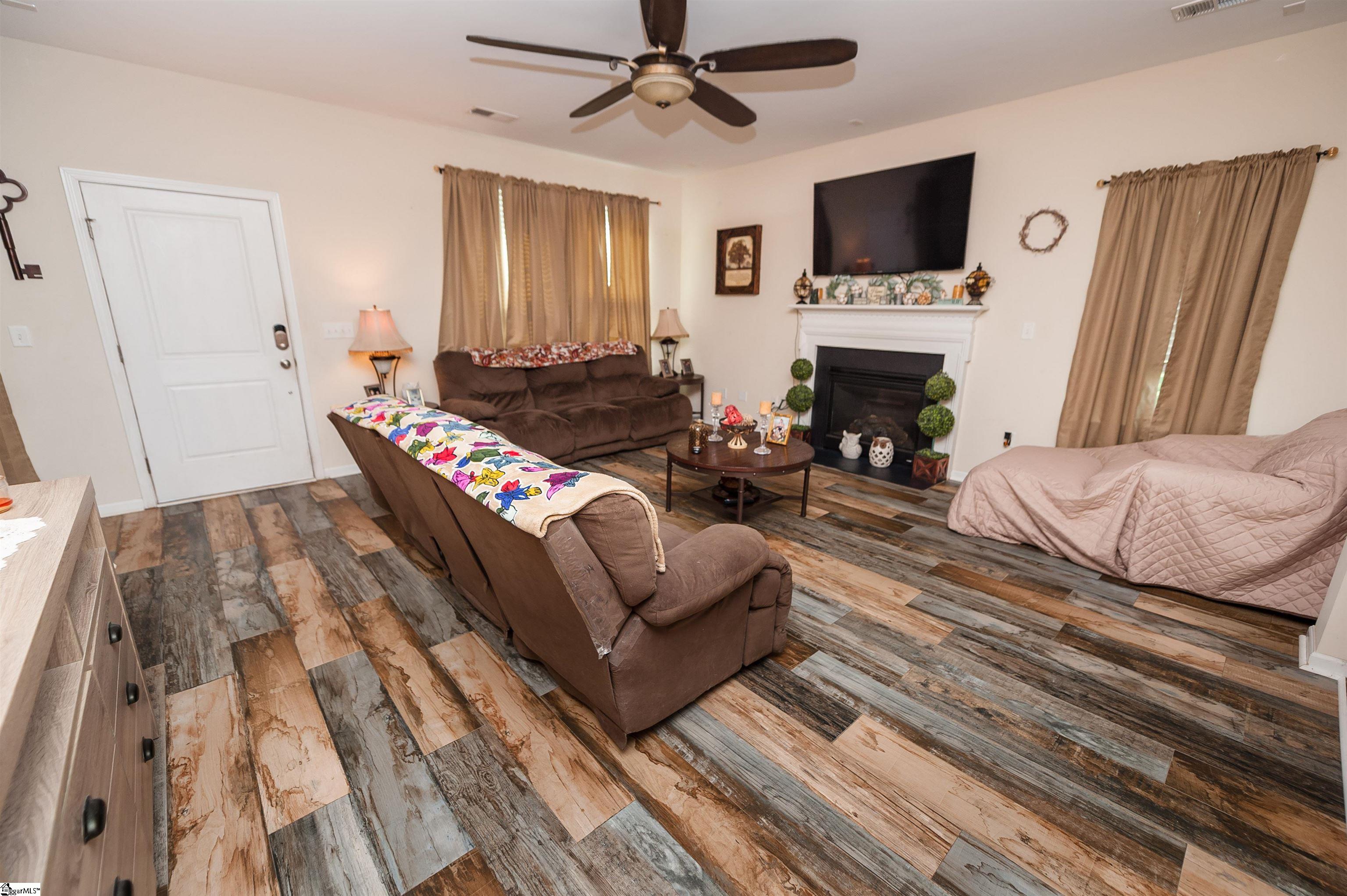 267 Castleton Circle Boiling Springs, SC 29316
