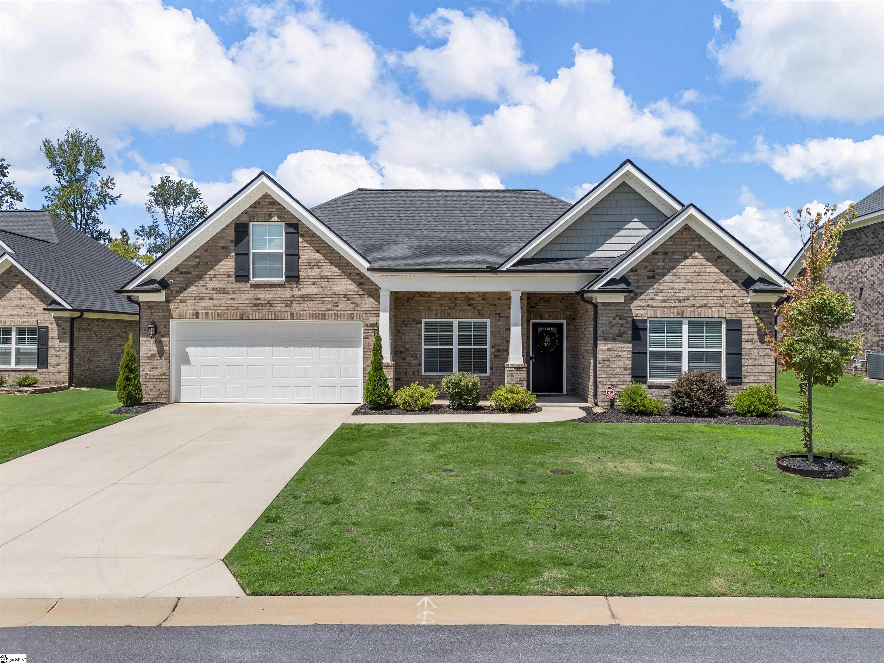 308 Fox Brook Court Taylors, SC 29687