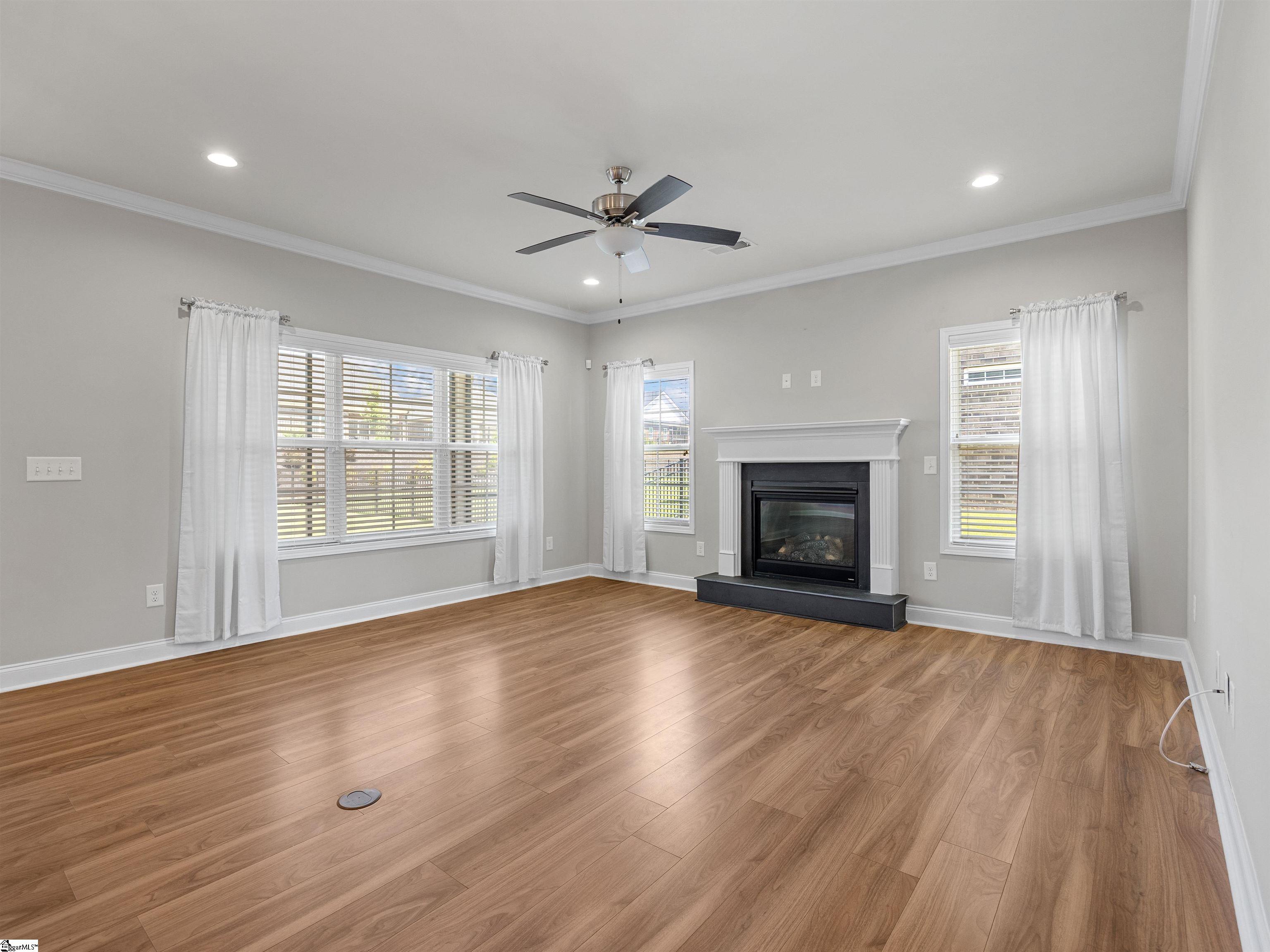 308 Fox Brook Court Taylors, SC 29687