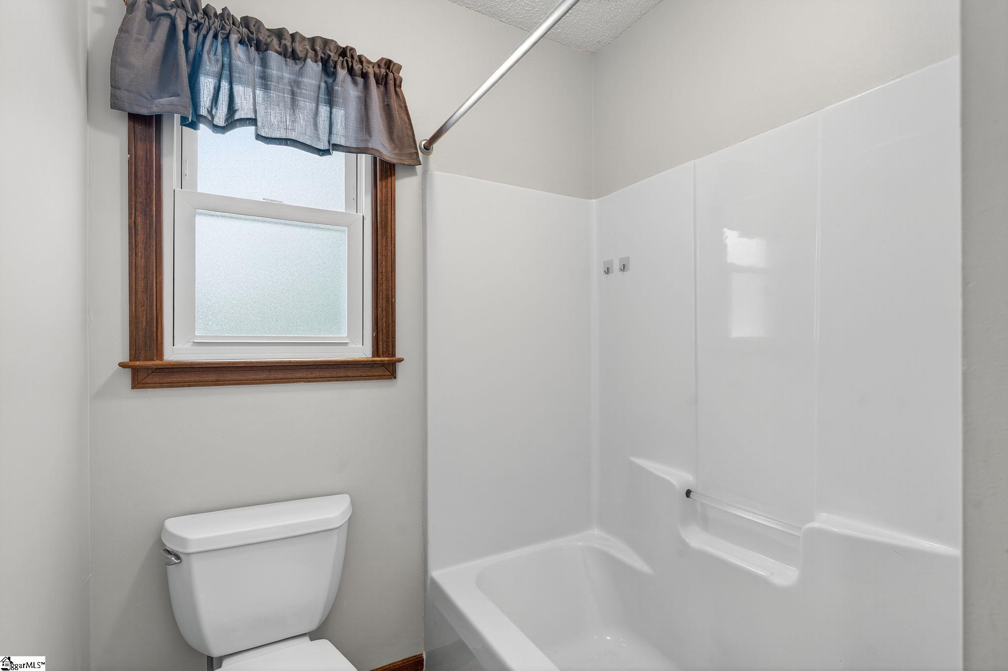 221 Cardington Avenue Piedmont, SC 29673