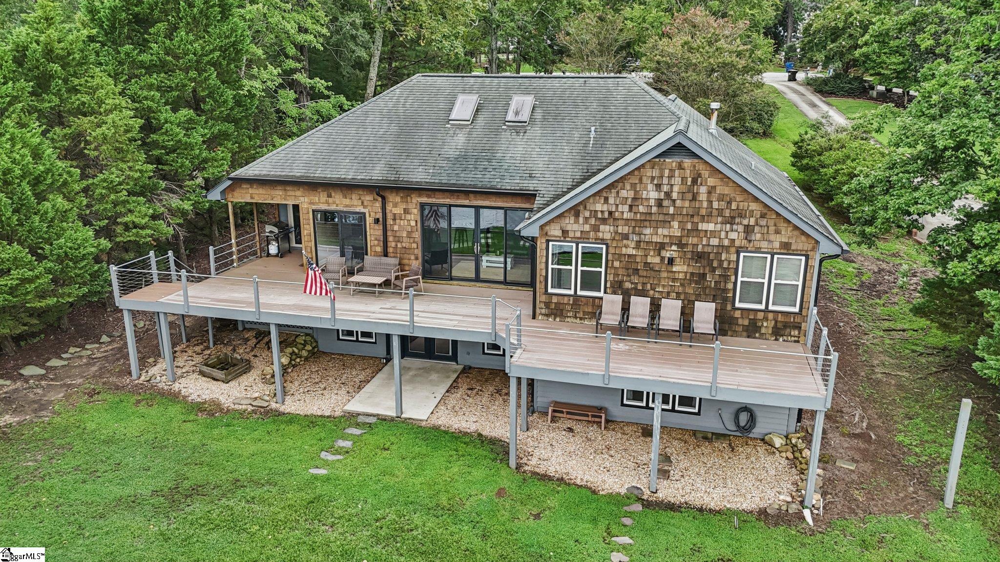 118 Pucketts Cove Road Greenwood, SC 29649