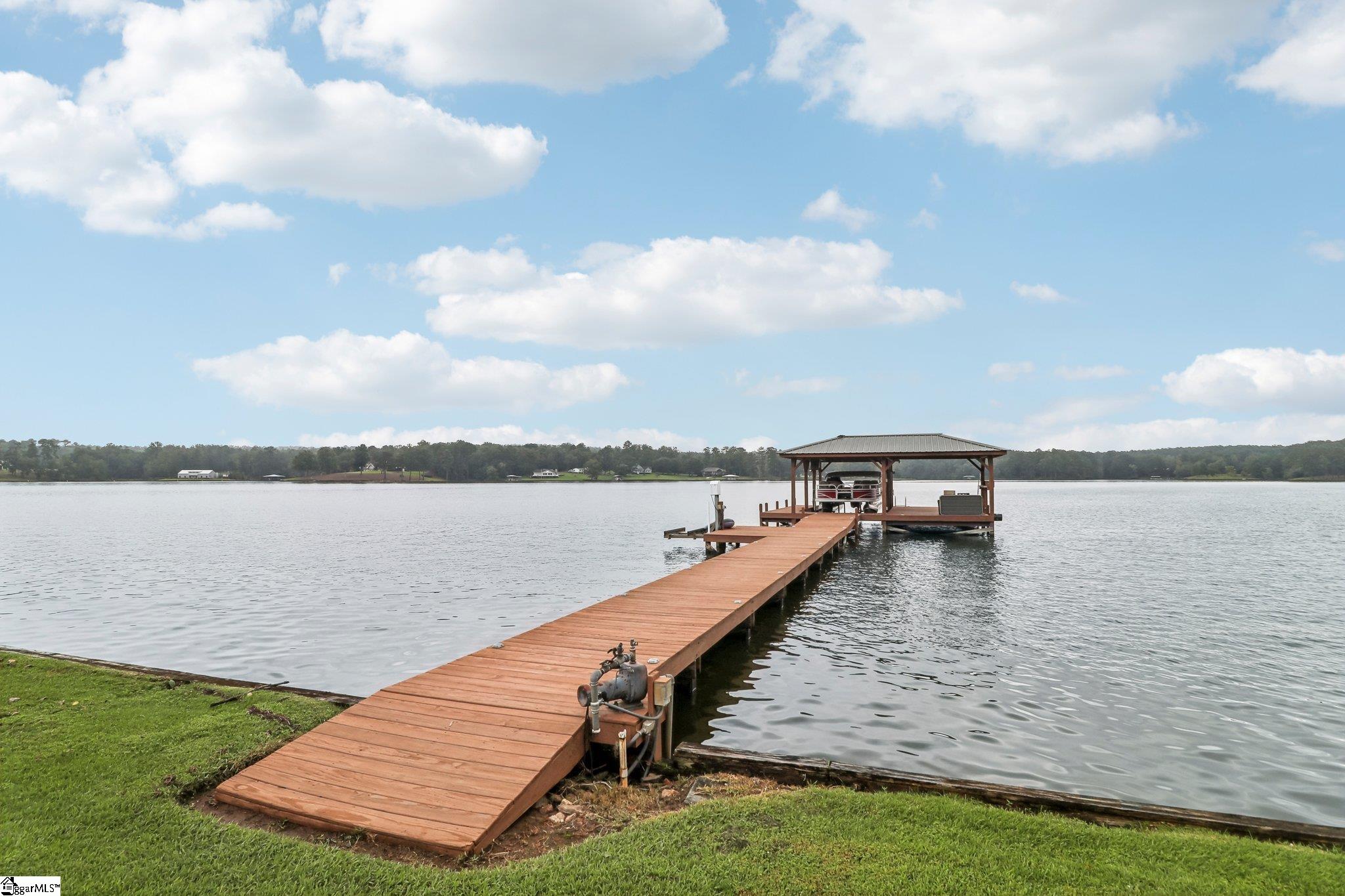 118 Pucketts Cove Road Greenwood, SC 29649