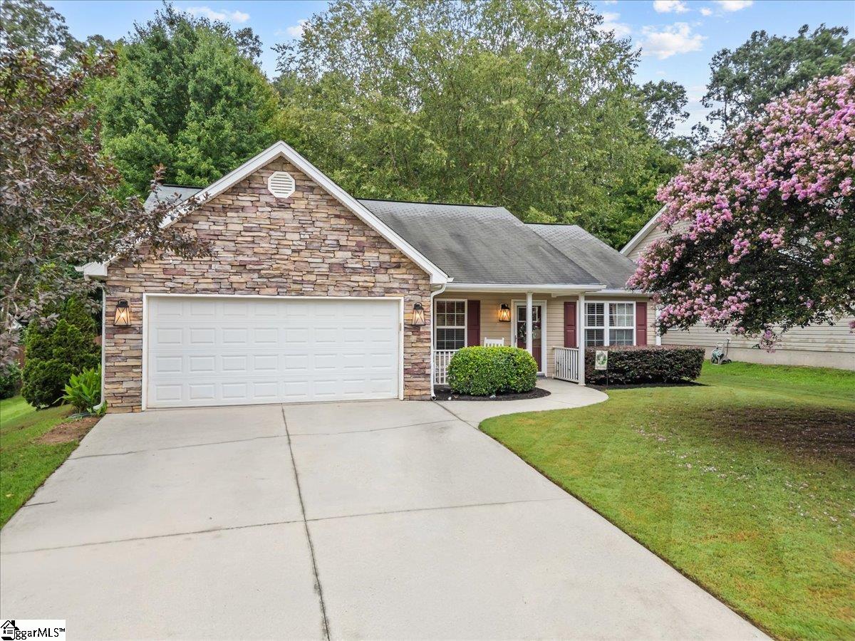 137 Duraleigh Road Anderson, SC 29621