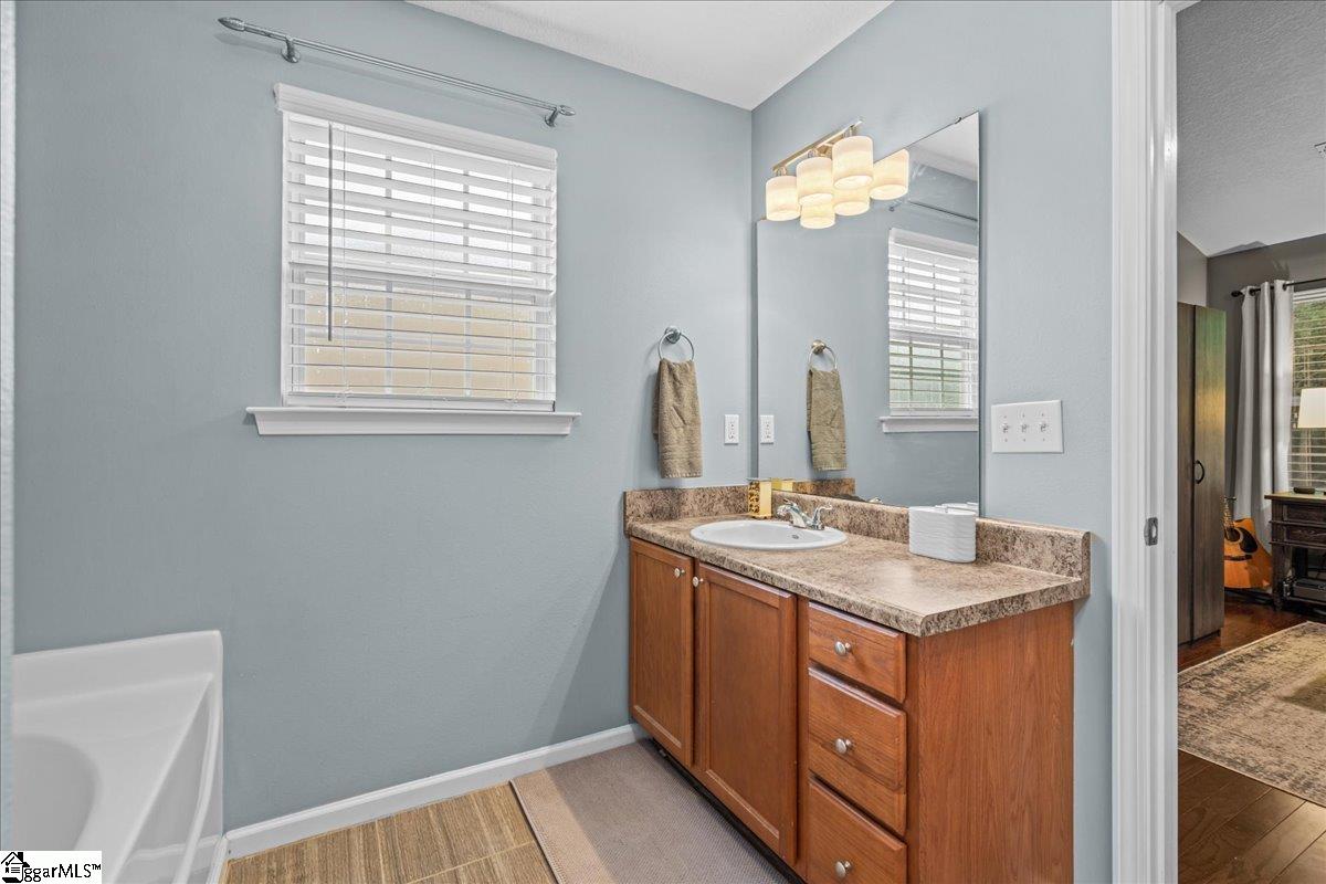 137 Duraleigh Road Anderson, SC 29621