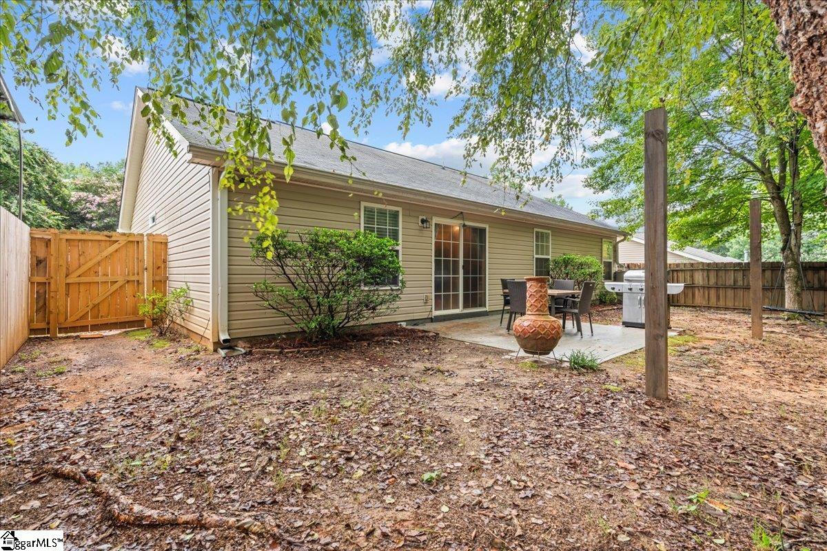 137 Duraleigh Road Anderson, SC 29621