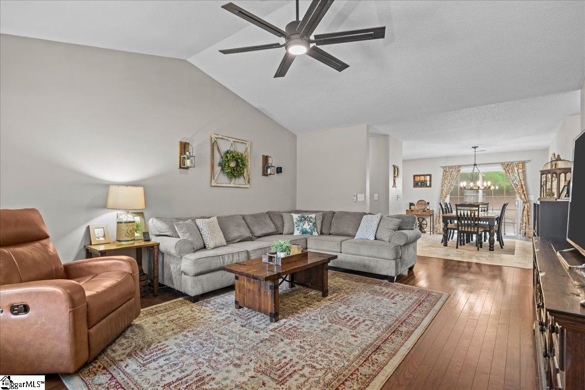 137 Duraleigh Road Anderson, SC 29621