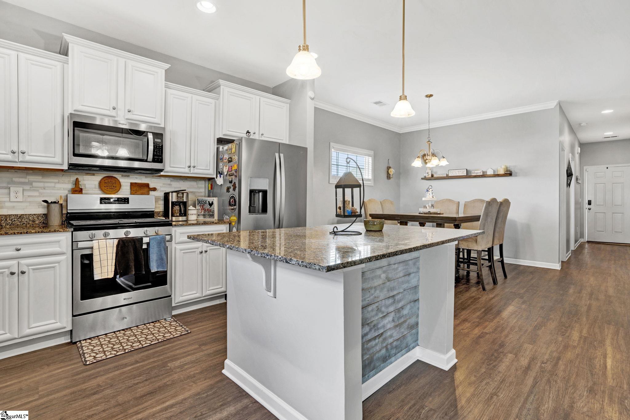 817 Camberwell Road Simpsonville, SC 29680-8202