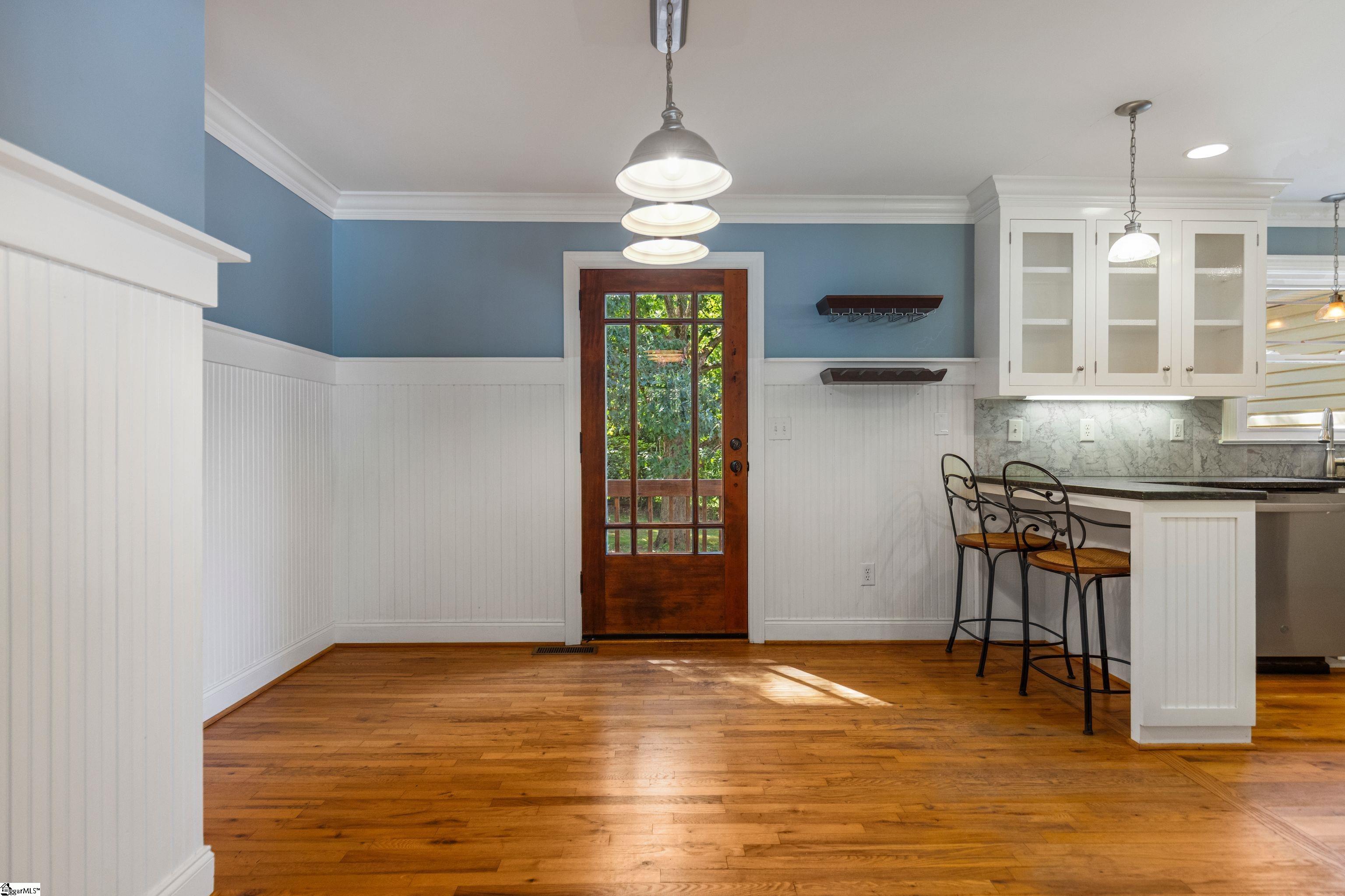 112 N Rockview Drive Greenville, SC 29609