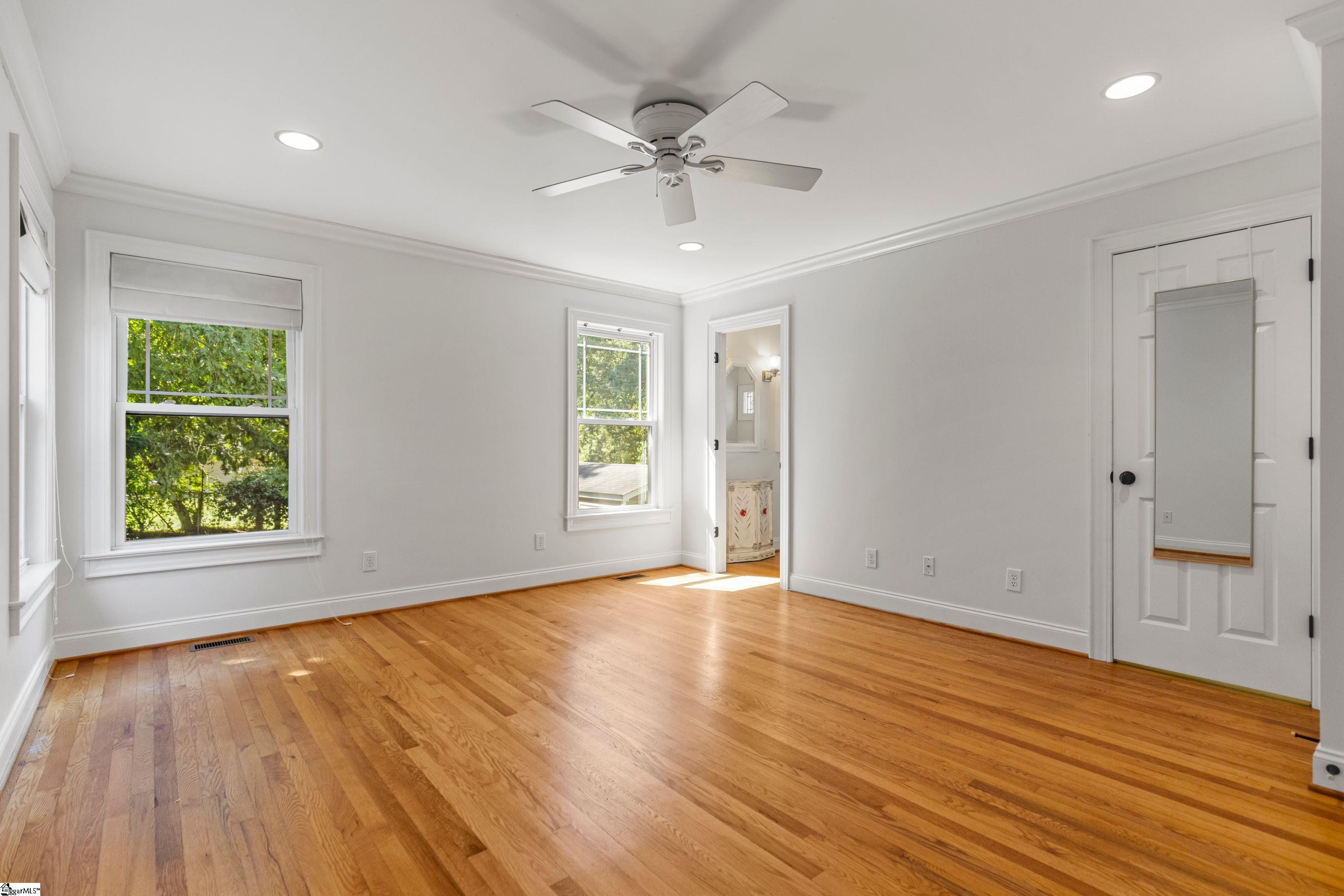 112 N Rockview Drive Greenville, SC 29609