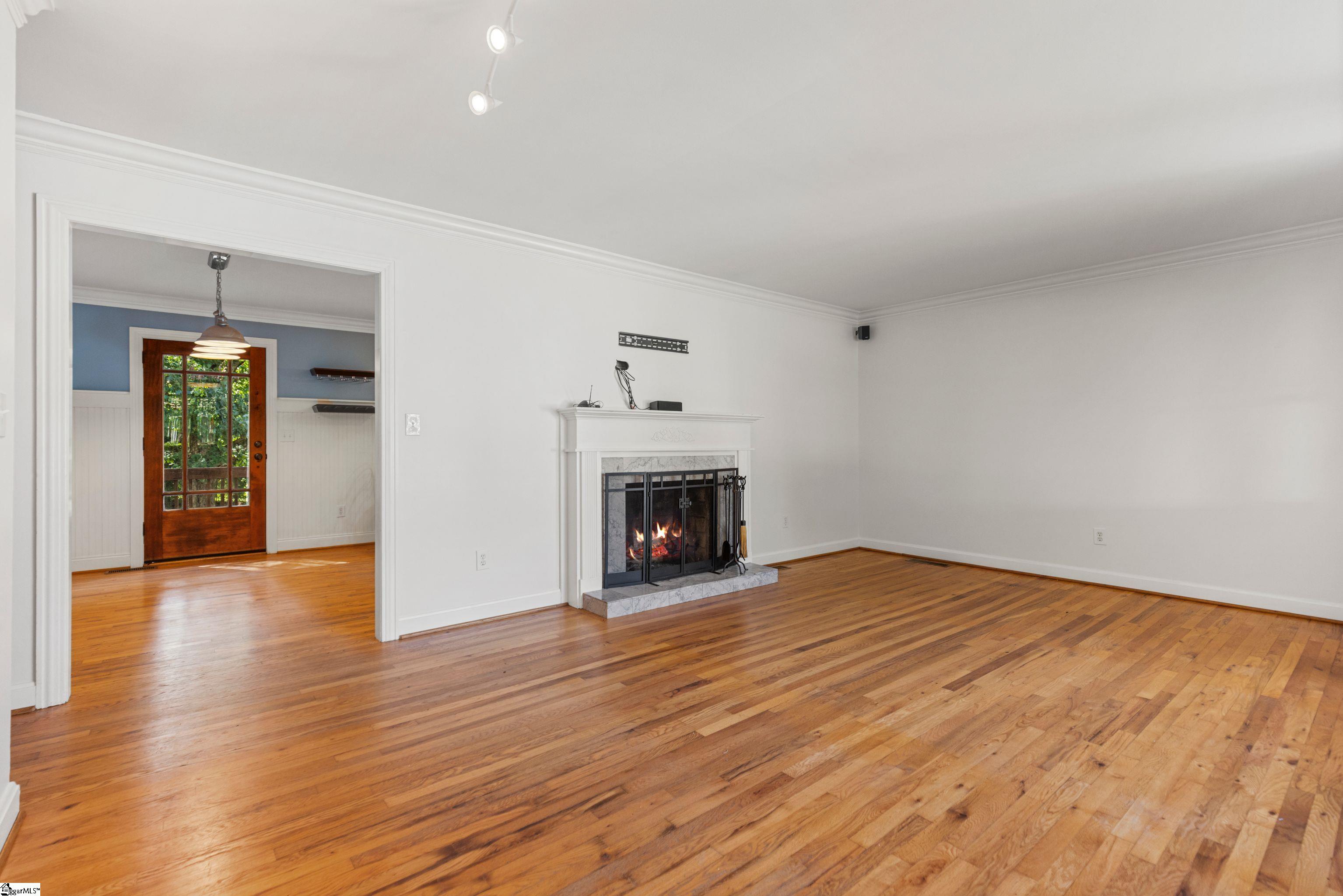 112 N Rockview Drive Greenville, SC 29609