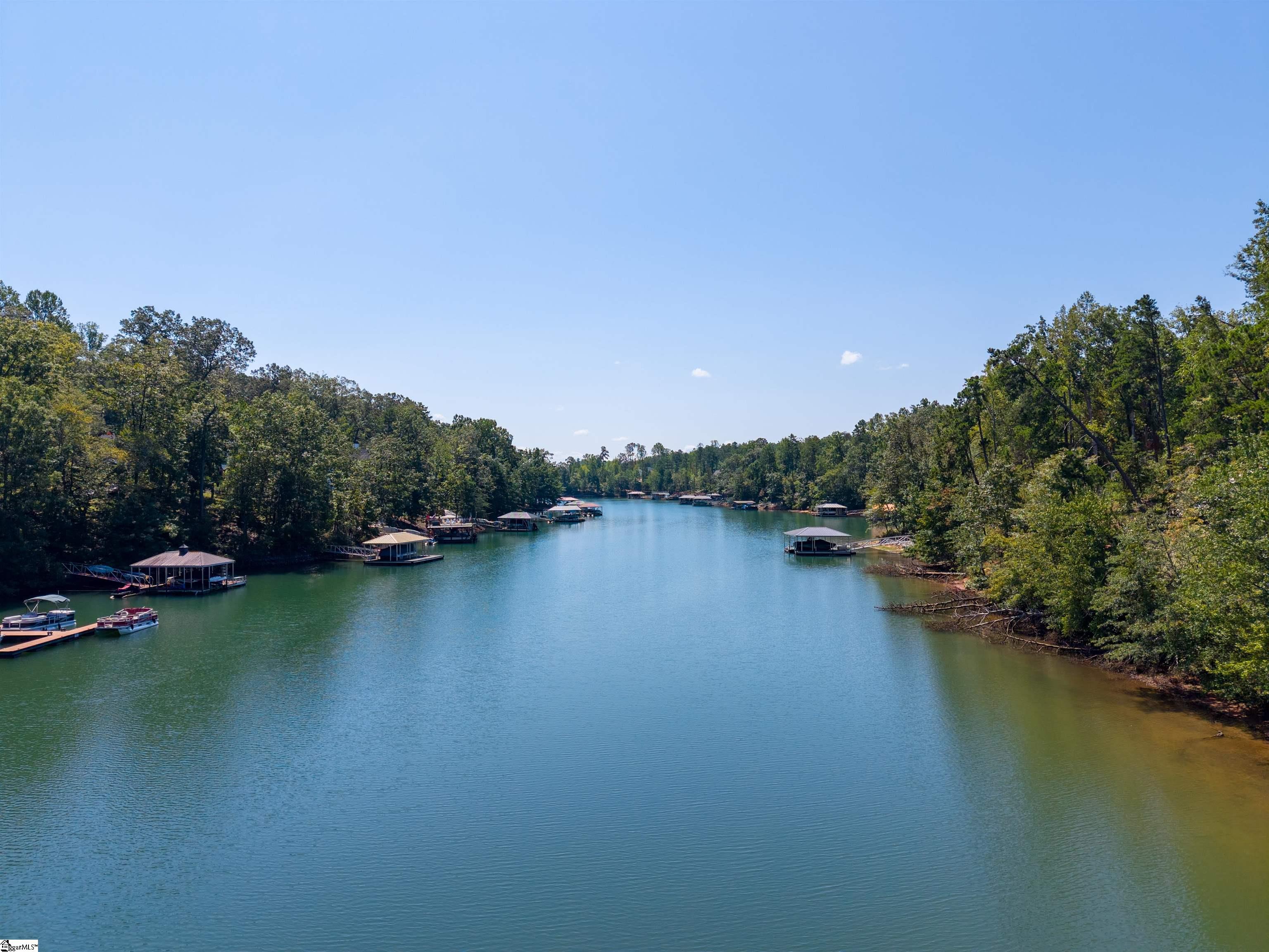 61 Hardwood Pointe Drive West Union, SC 29696