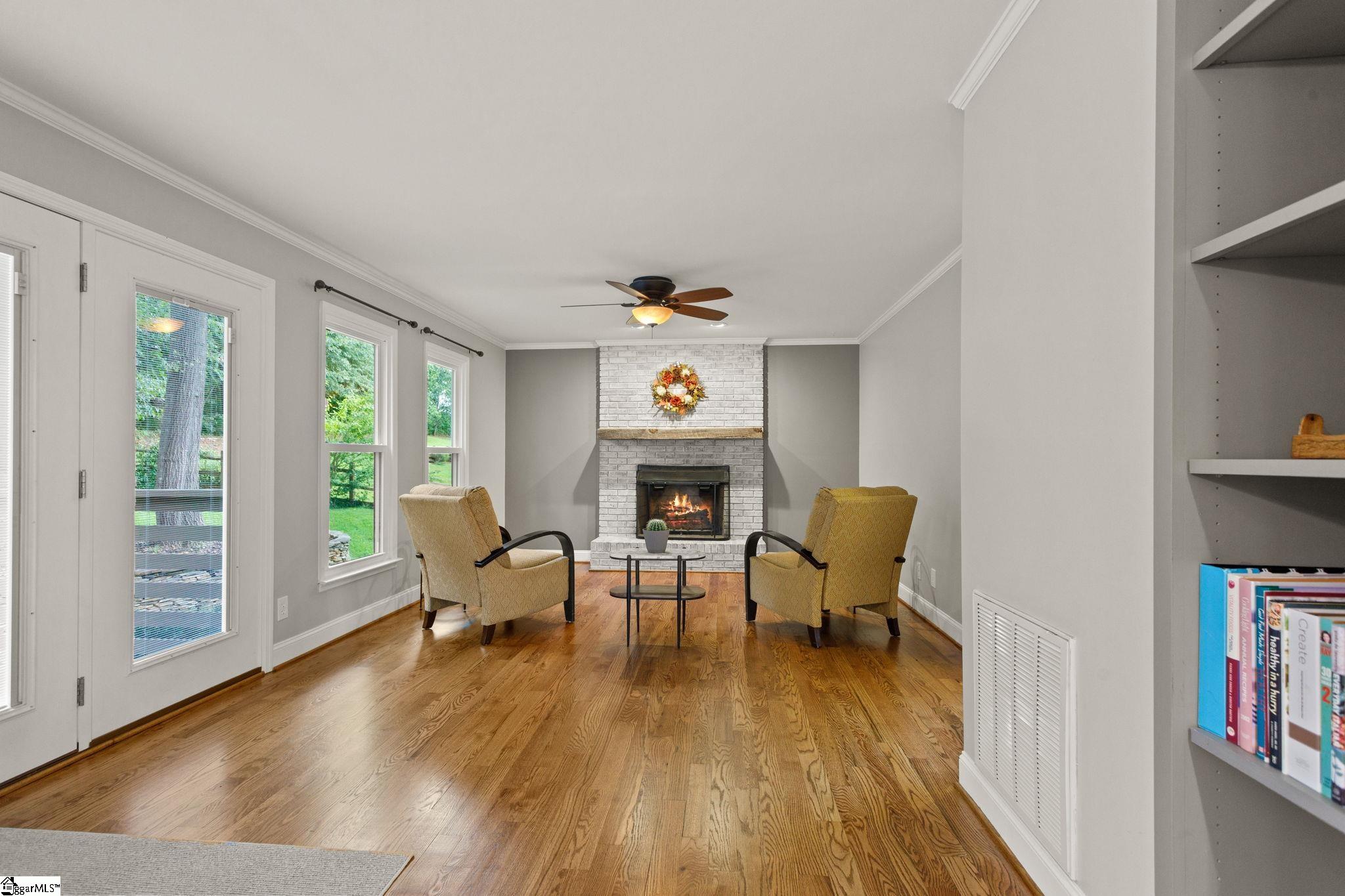 323 Bass Cove Drive Taylors, SC 29687