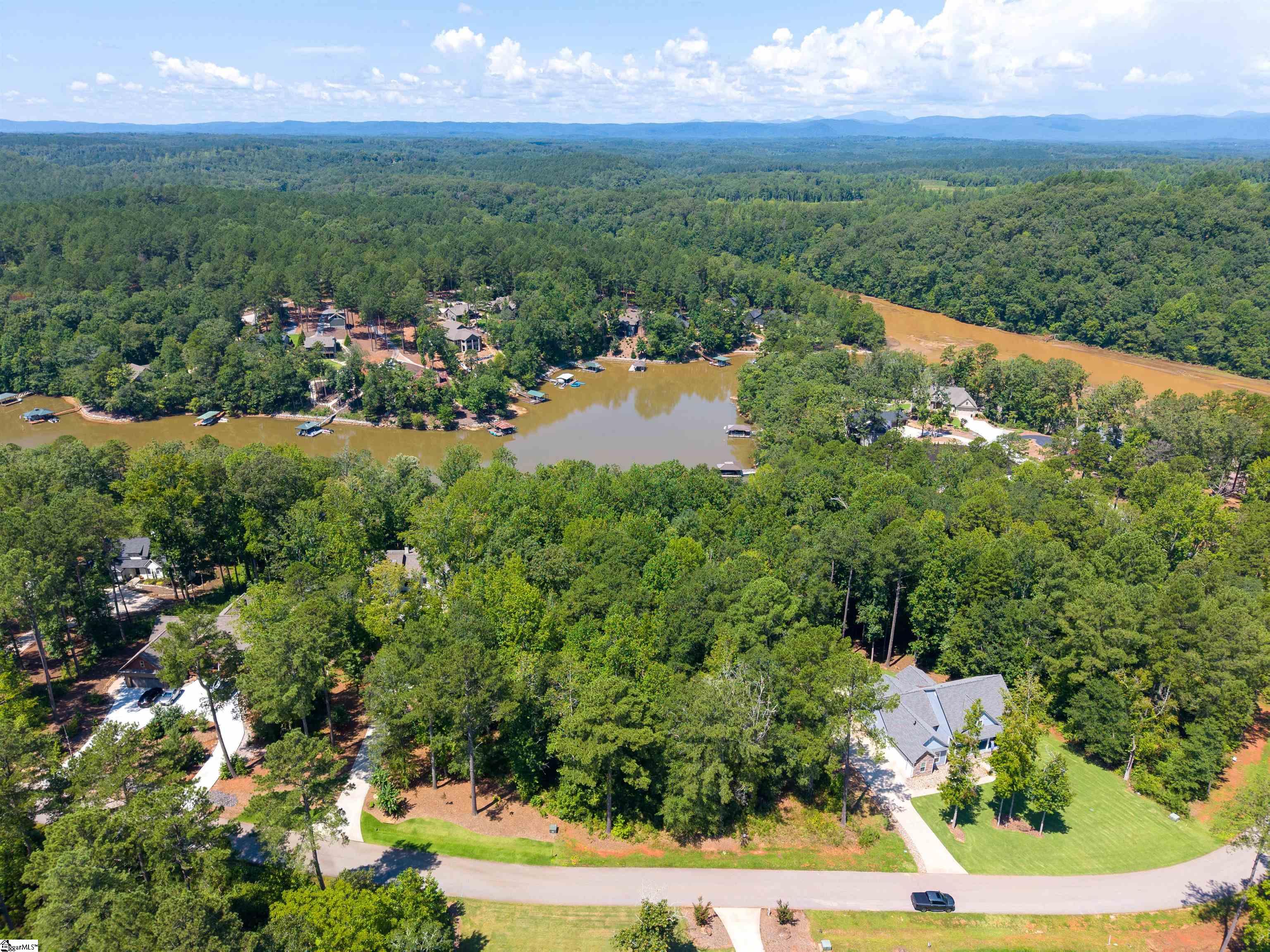 43 Harbor Point Road Seneca, SC 29672