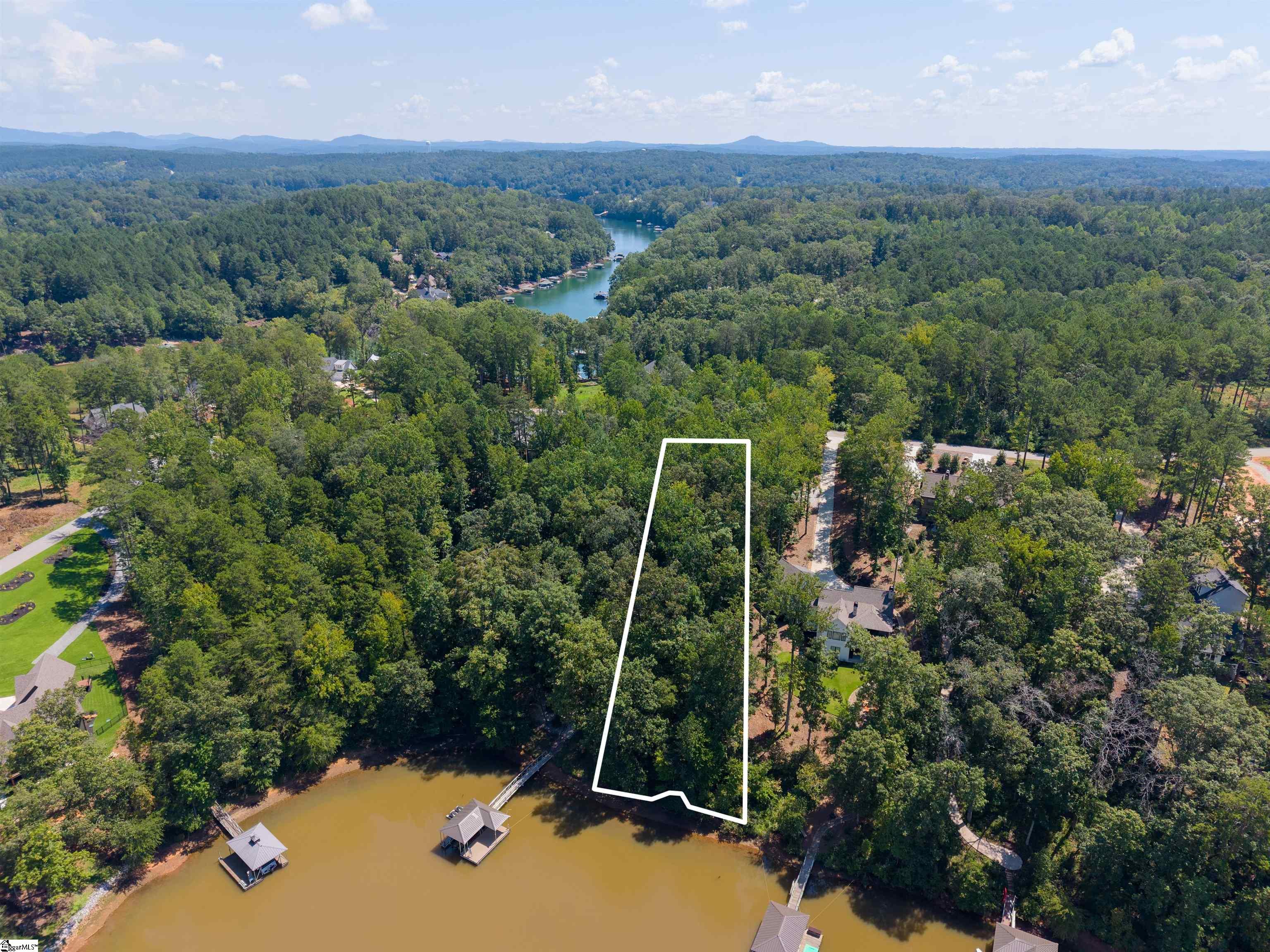 43 Harbor Point Road Seneca, SC 29672