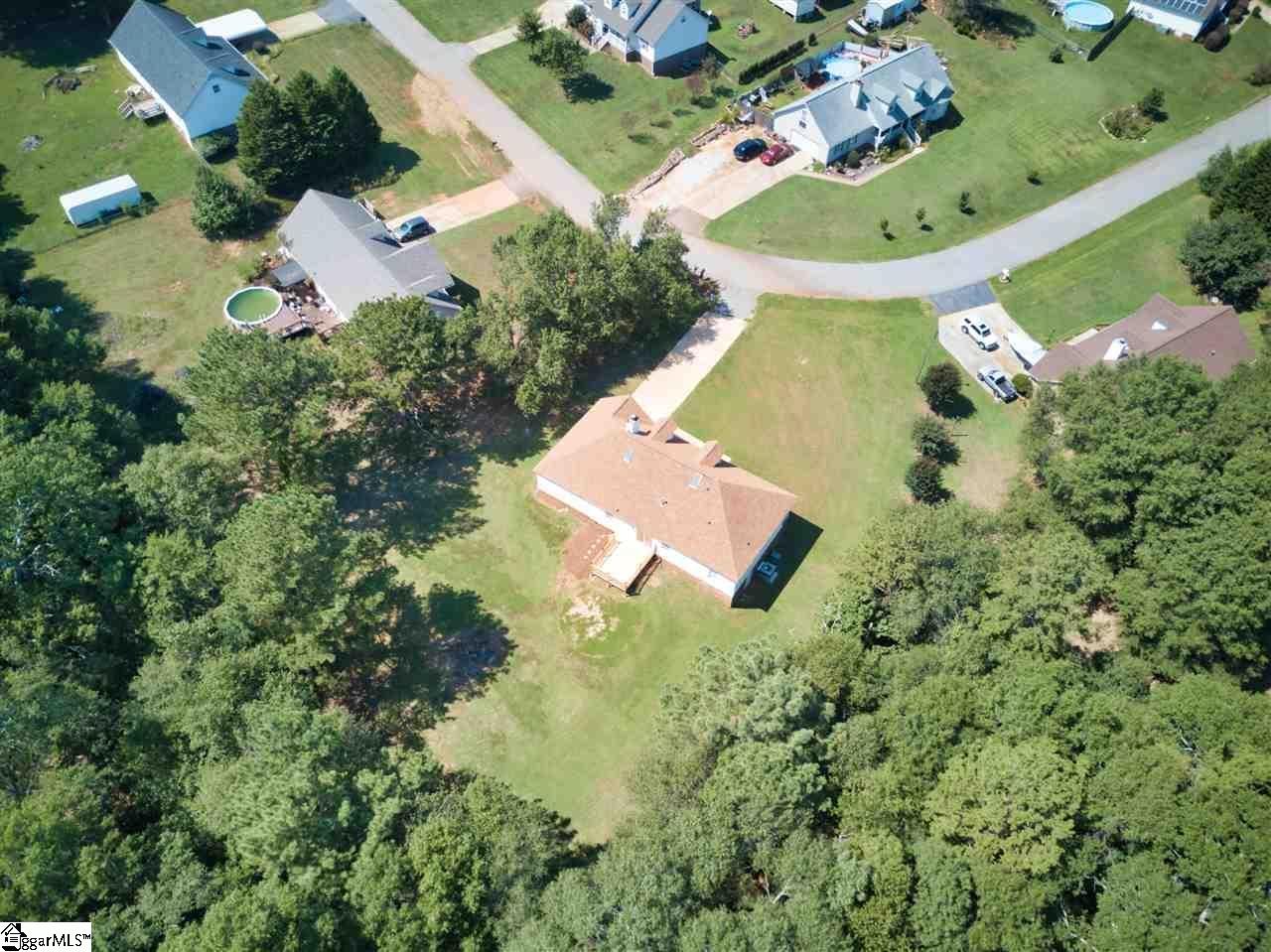404 Woodfield Drive Piedmont, SC 29673