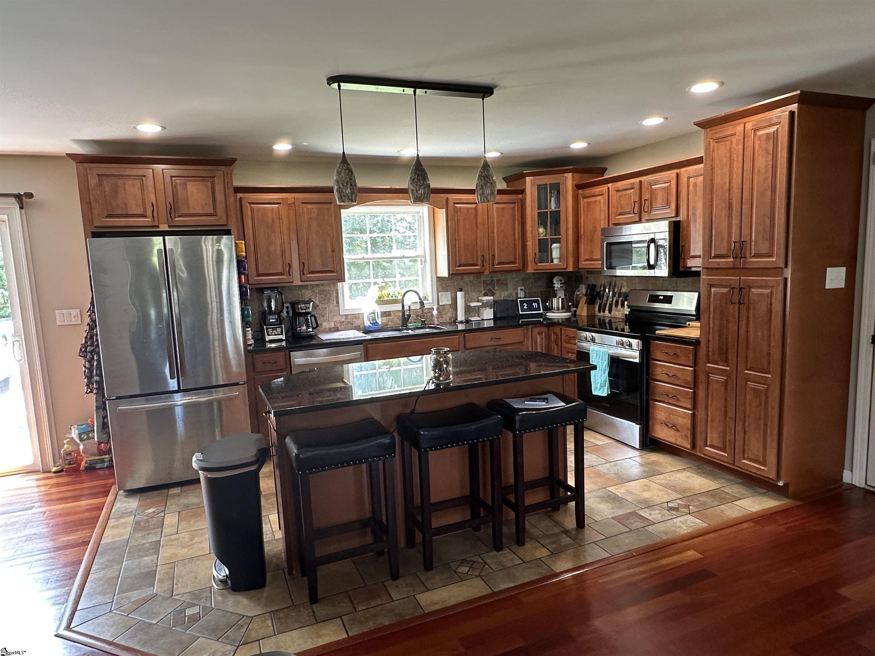 404 Woodfield Drive Piedmont, SC 29673