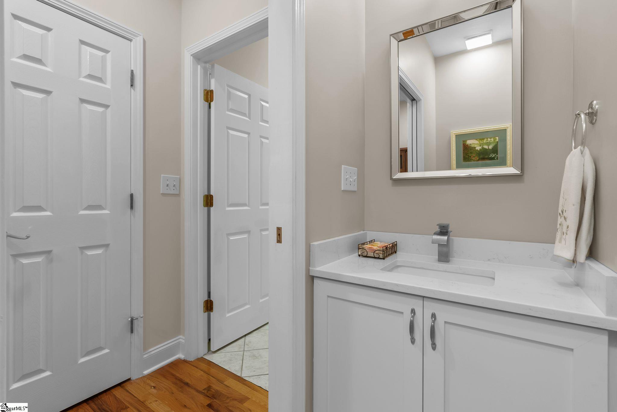 129 E Waterford Drive Seneca, SC 29672