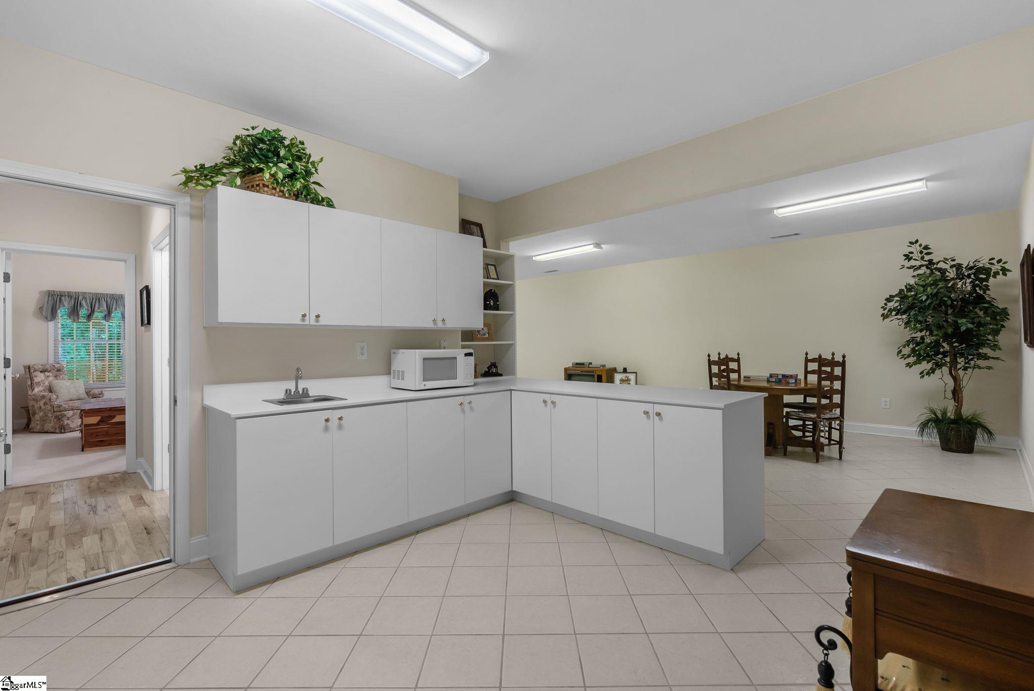 129 E Waterford Drive Seneca, SC 29672