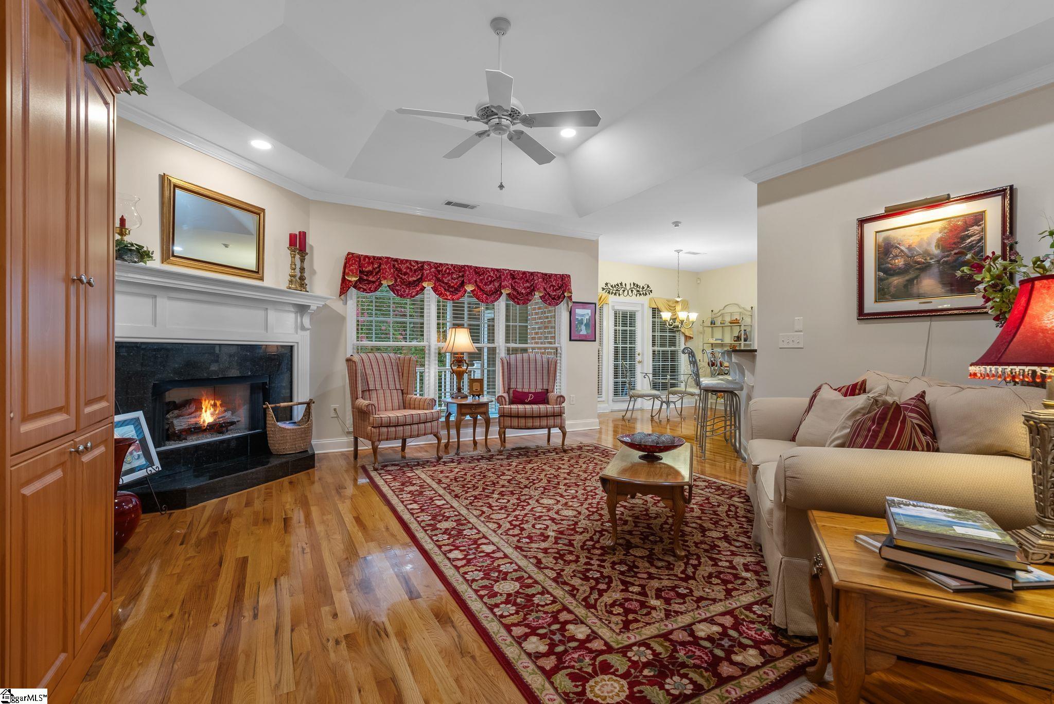 129 E Waterford Drive Seneca, SC 29672
