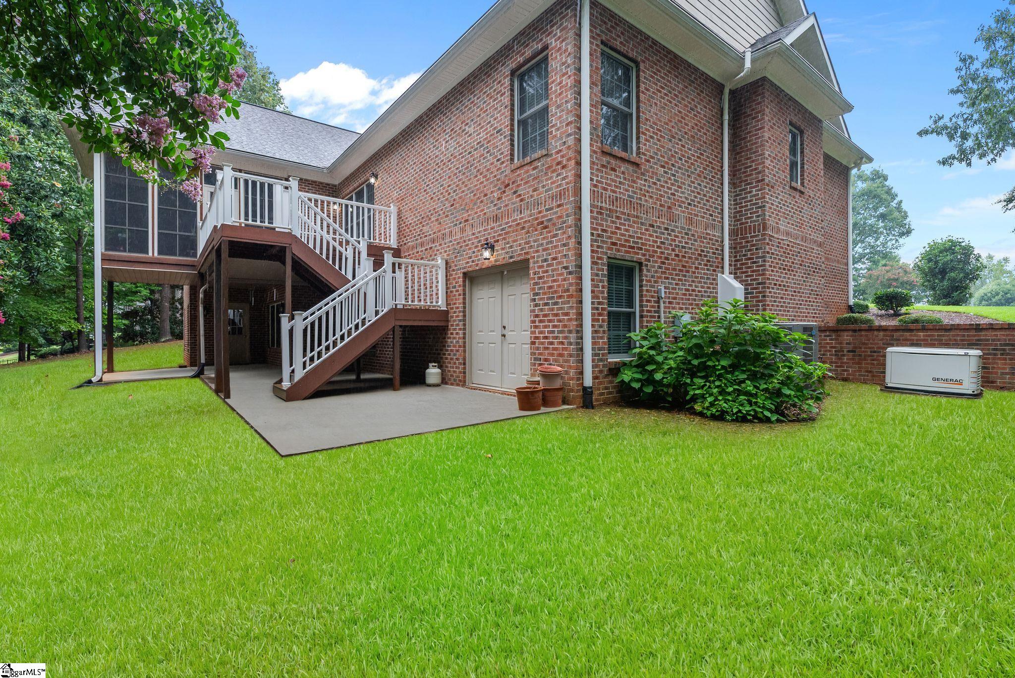 129 E Waterford Drive Seneca, SC 29672
