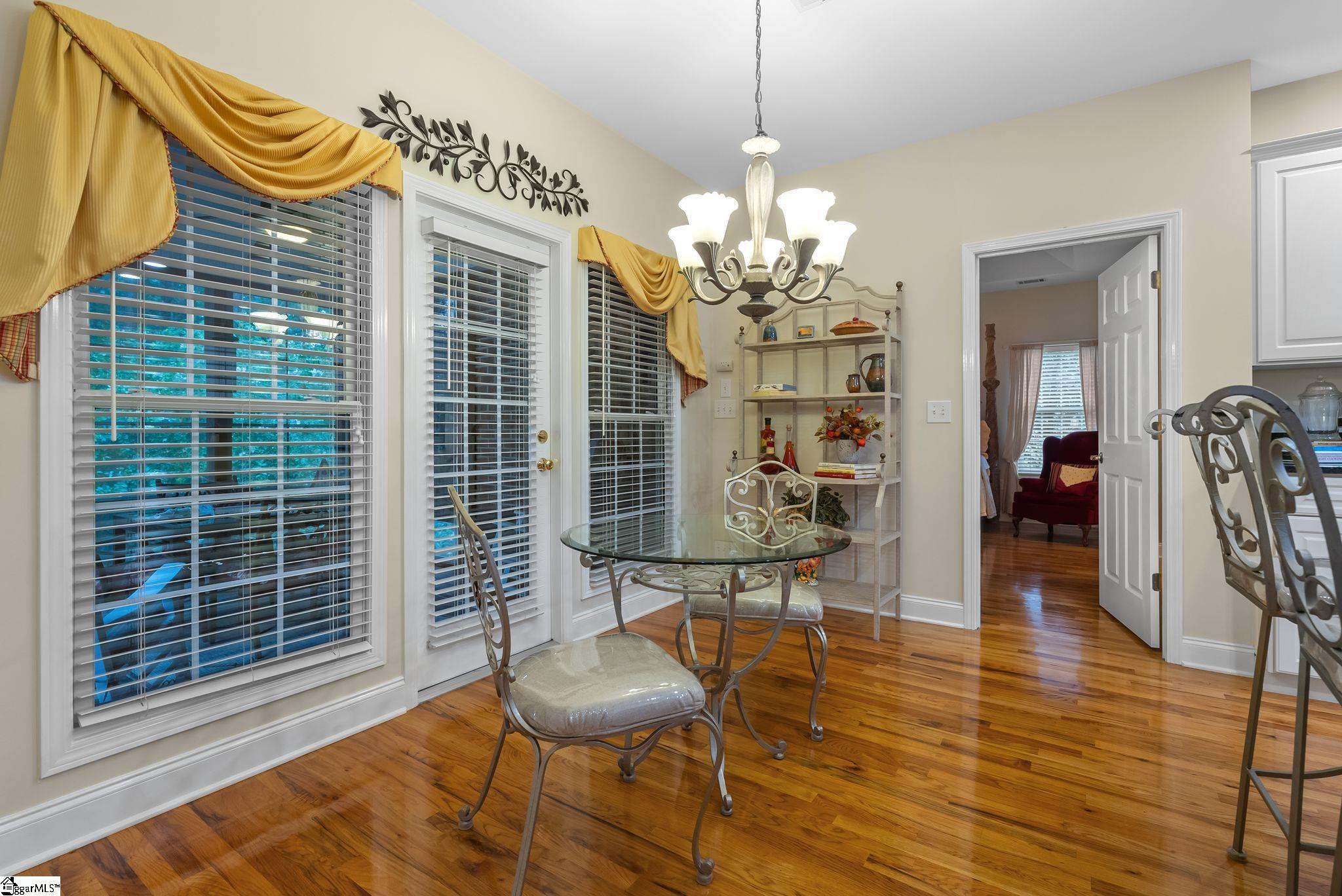 129 E Waterford Drive Seneca, SC 29672
