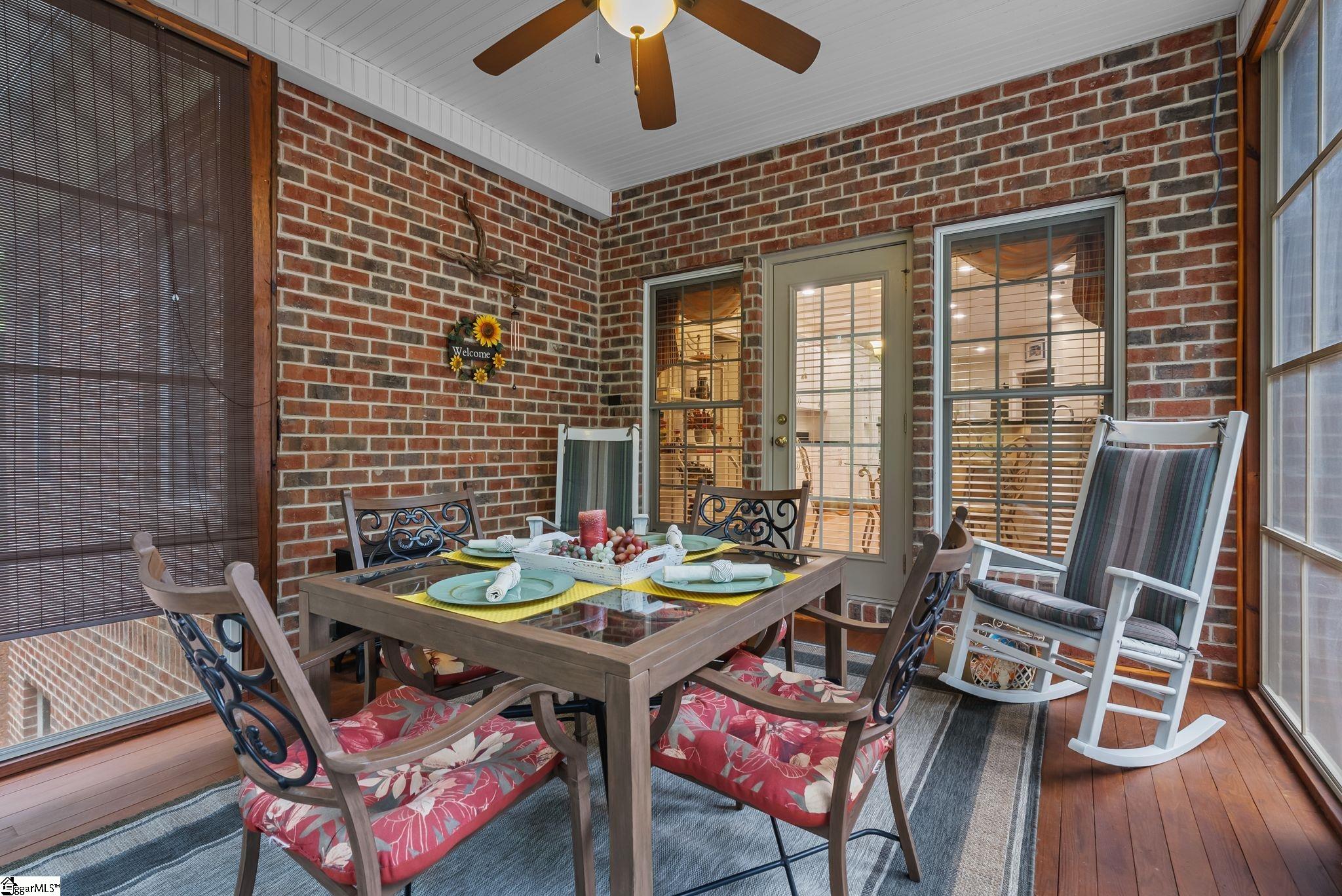 129 E Waterford Drive Seneca, SC 29672