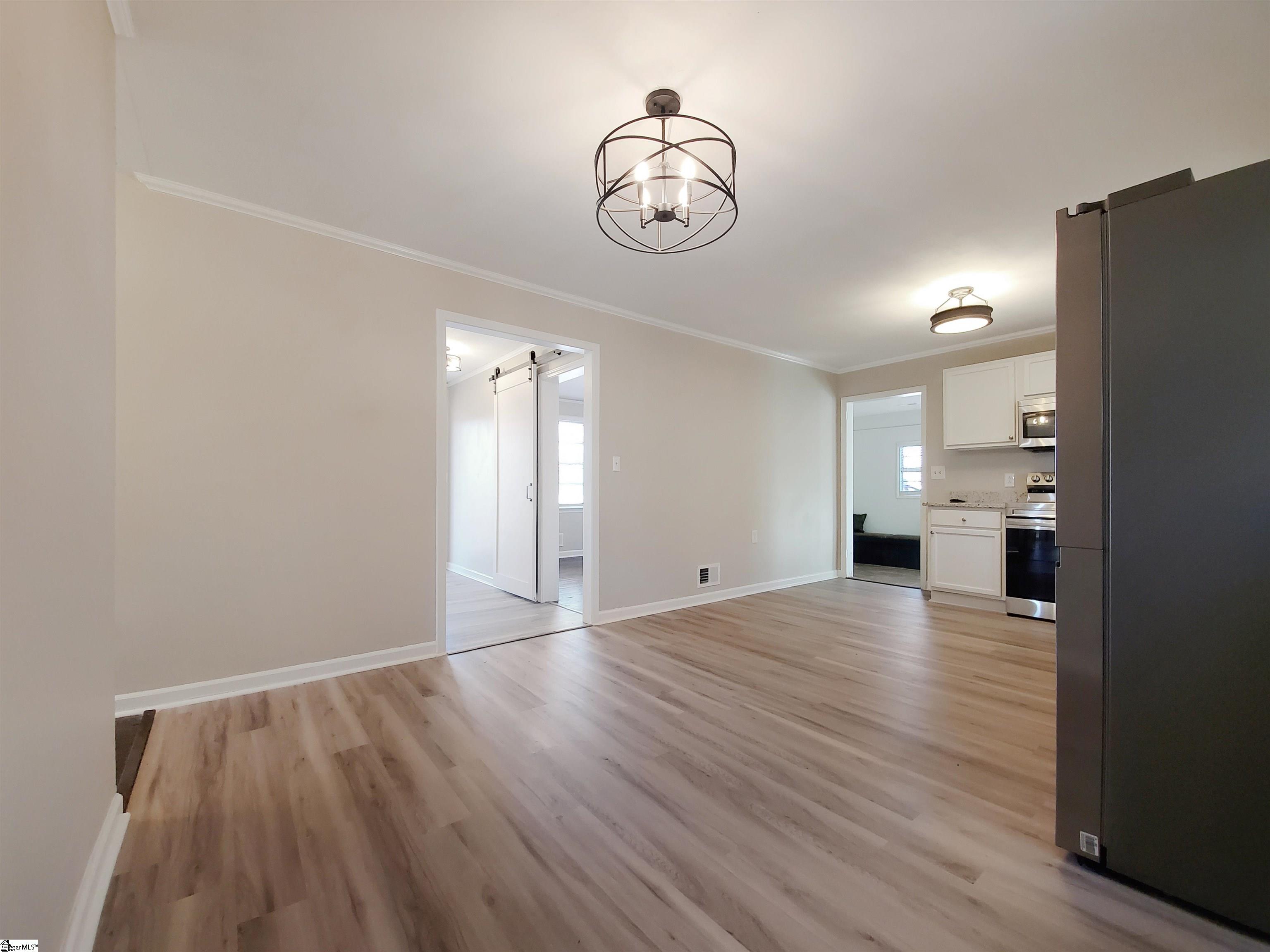 27 Shamrock Circle Greenville, SC 29611