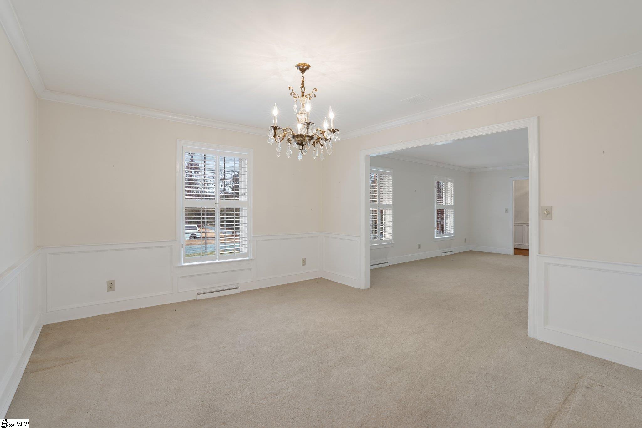 2 Woodfern Circle Greenville, SC 29615