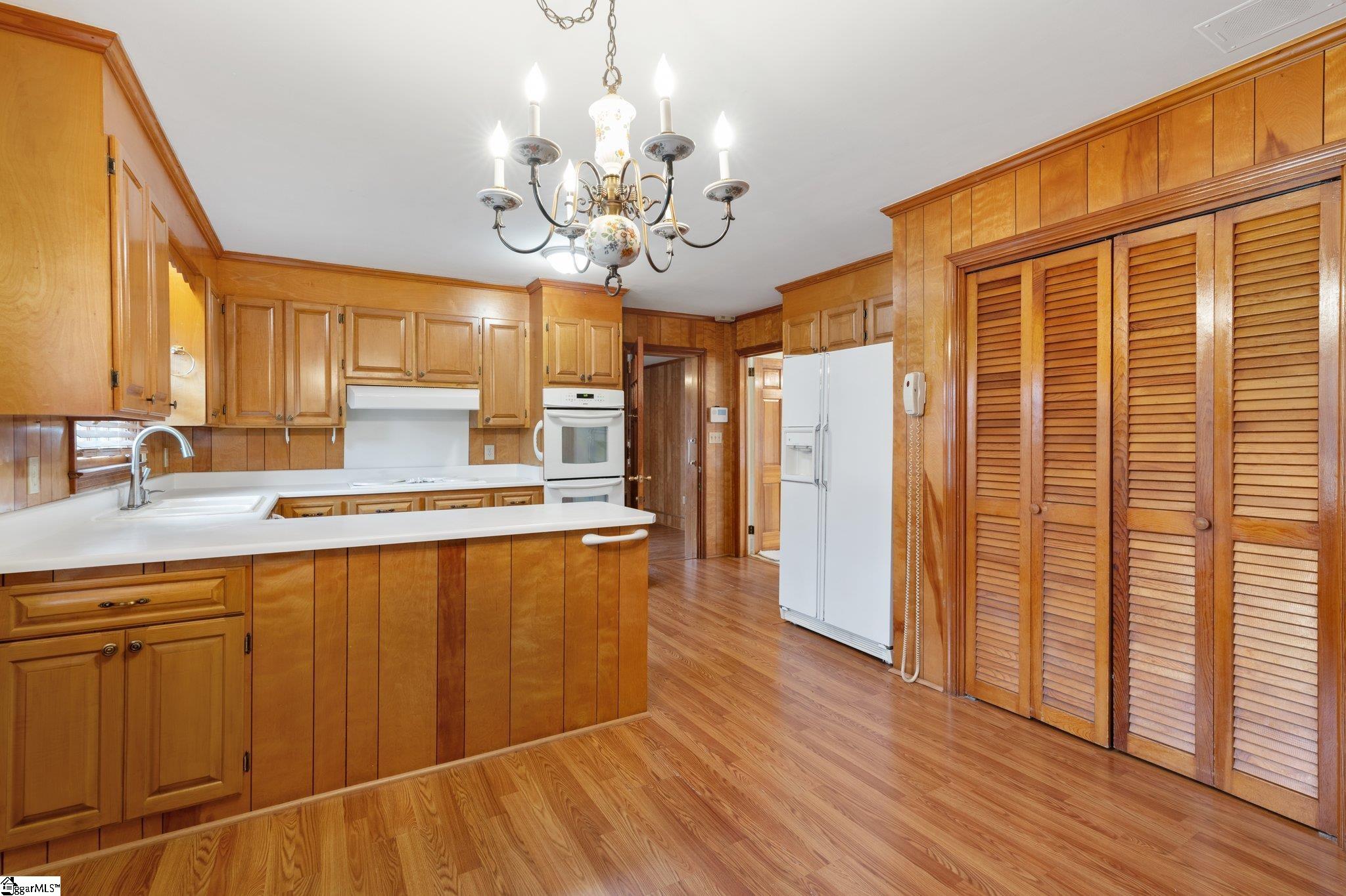 2 Woodfern Circle Greenville, SC 29615