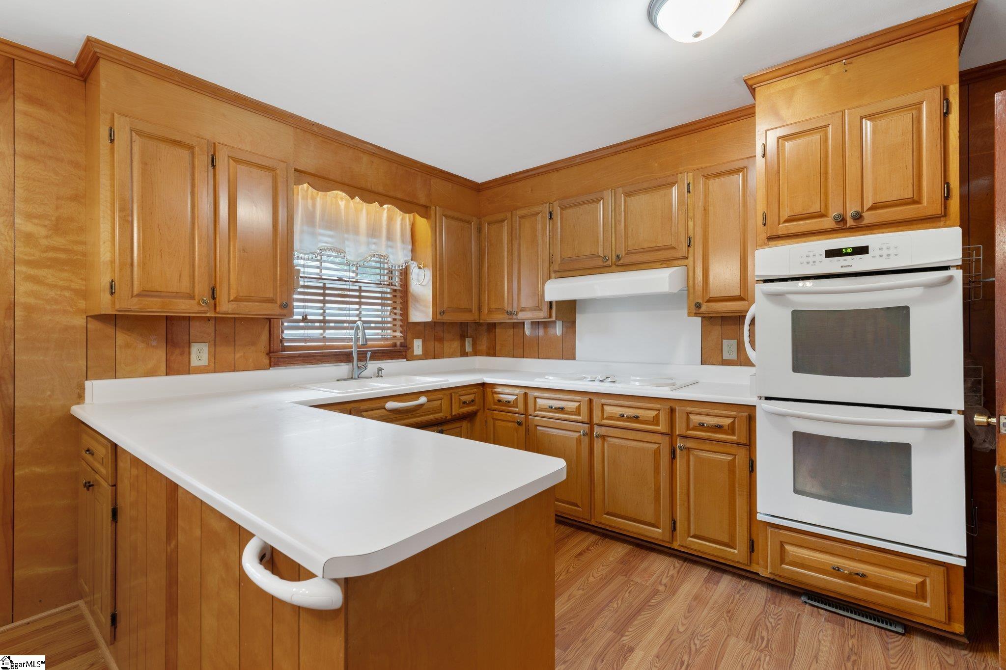 2 Woodfern Circle Greenville, SC 29615