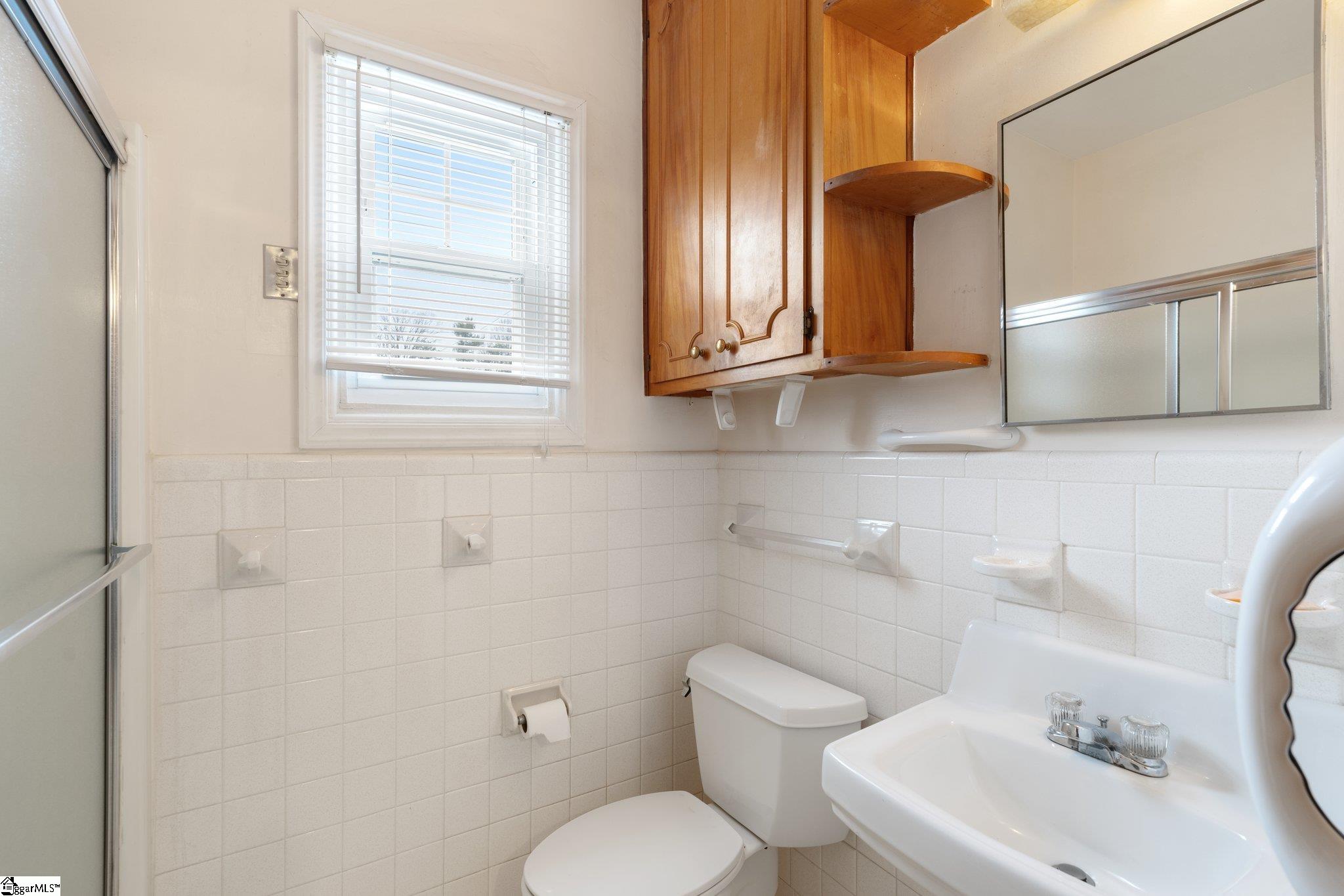 2 Woodfern Circle Greenville, SC 29615